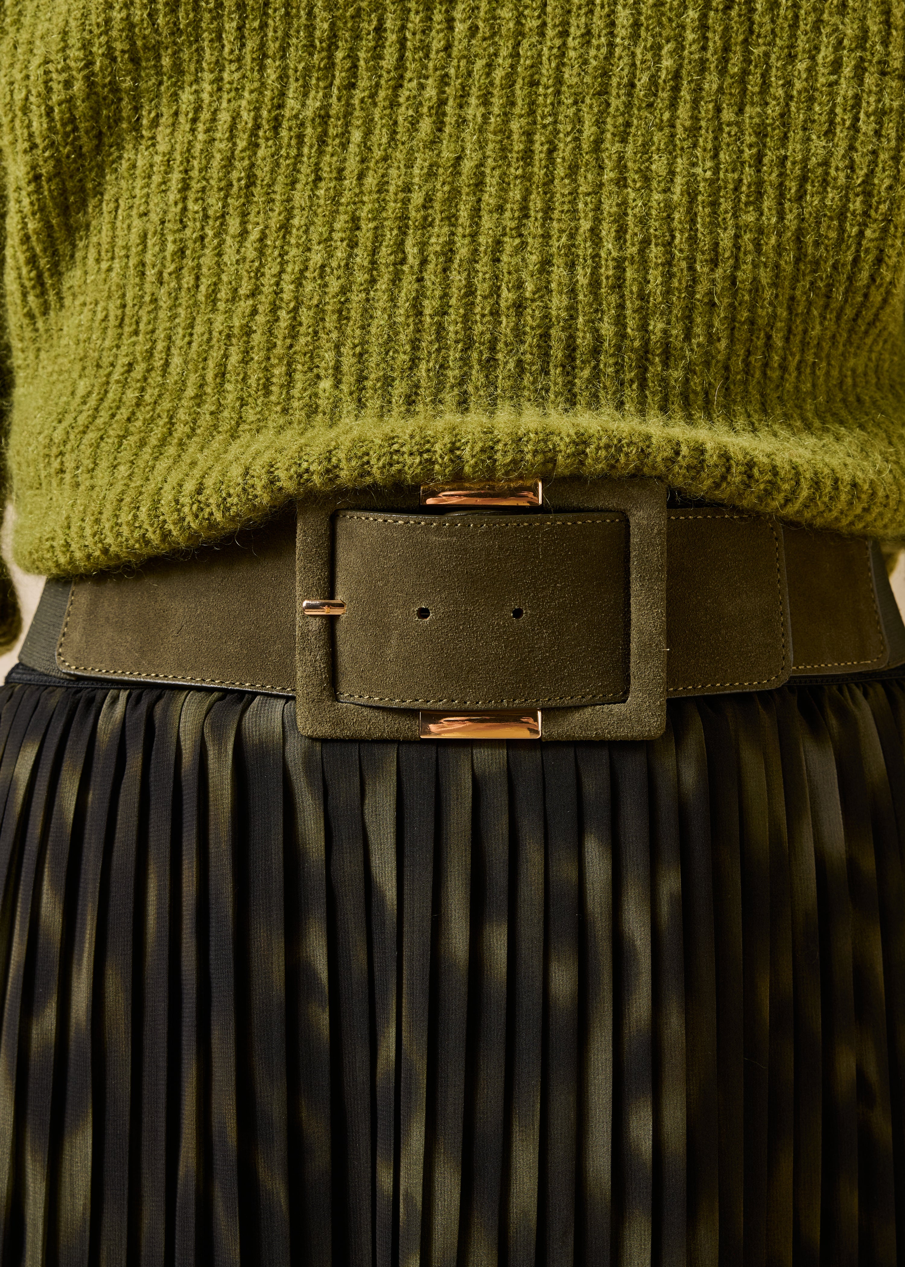 Ceinture large kaki en cuir boucle rectangulaire