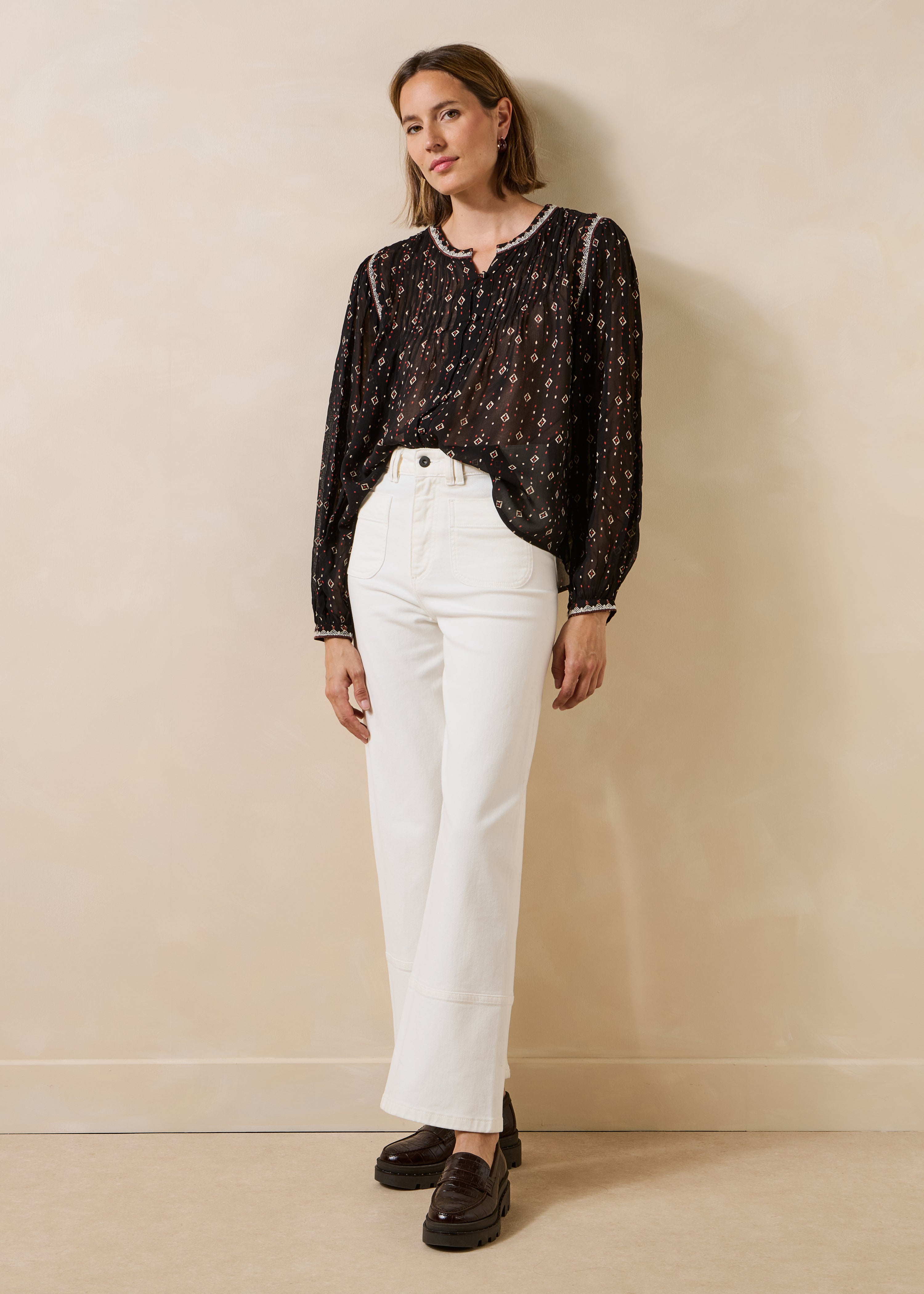 Chemise noire manches longues à imprimé