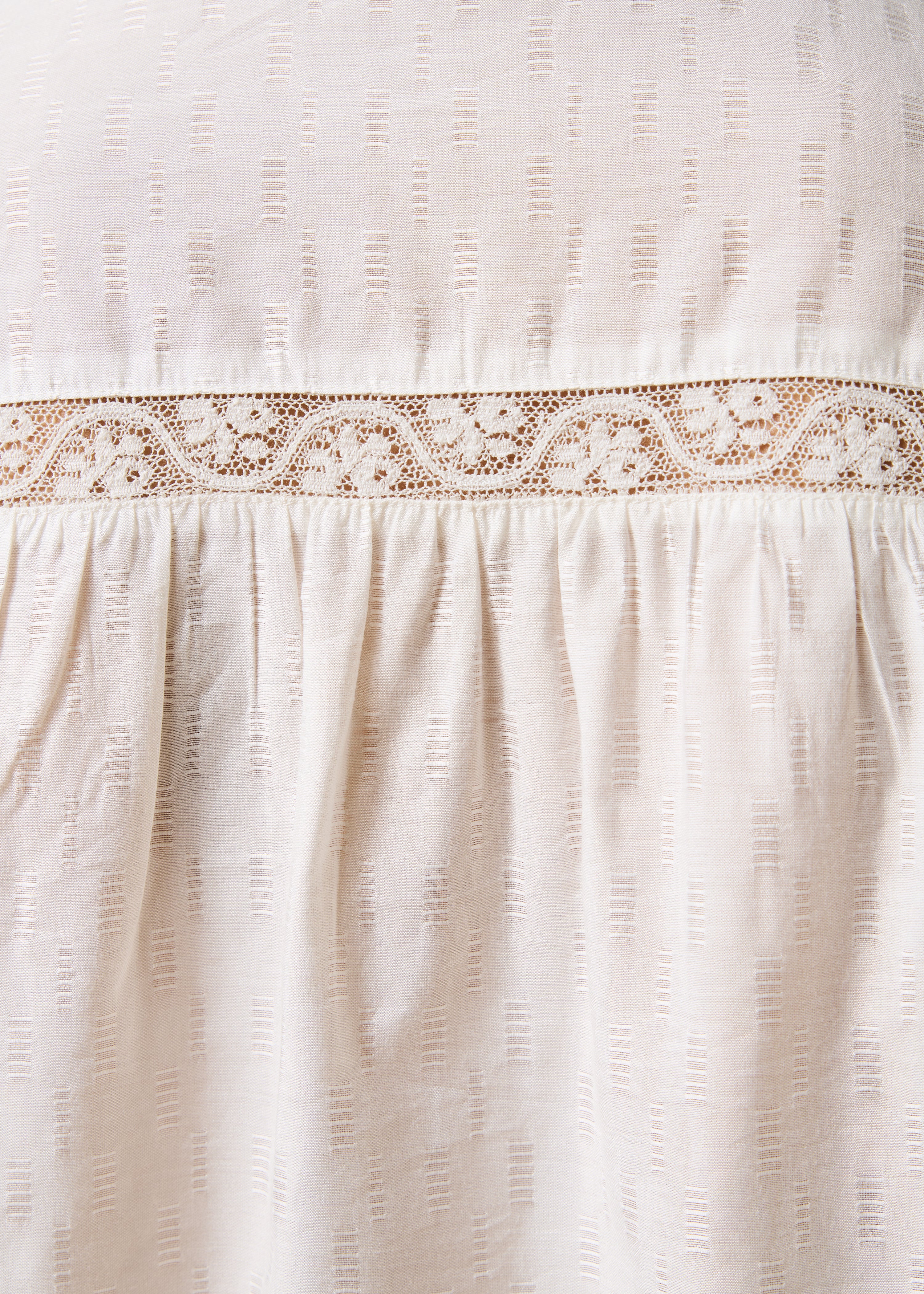 Camicia bianca in jacquard a maniche lunghe