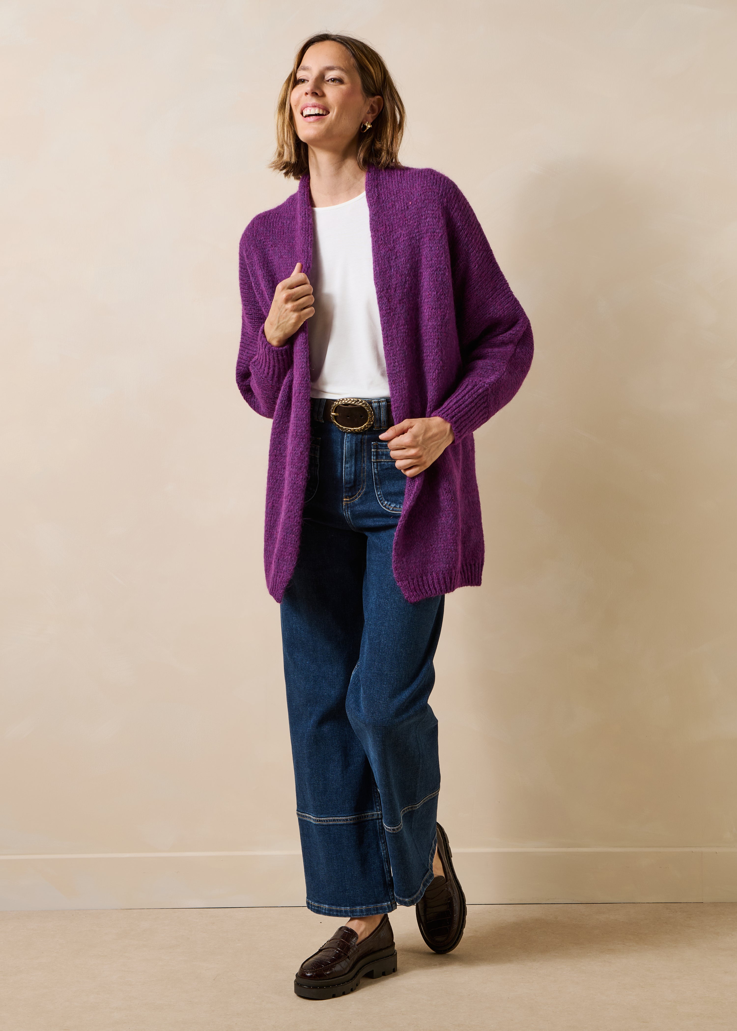 Casaco médio oversize em malha irisada cor ameixa