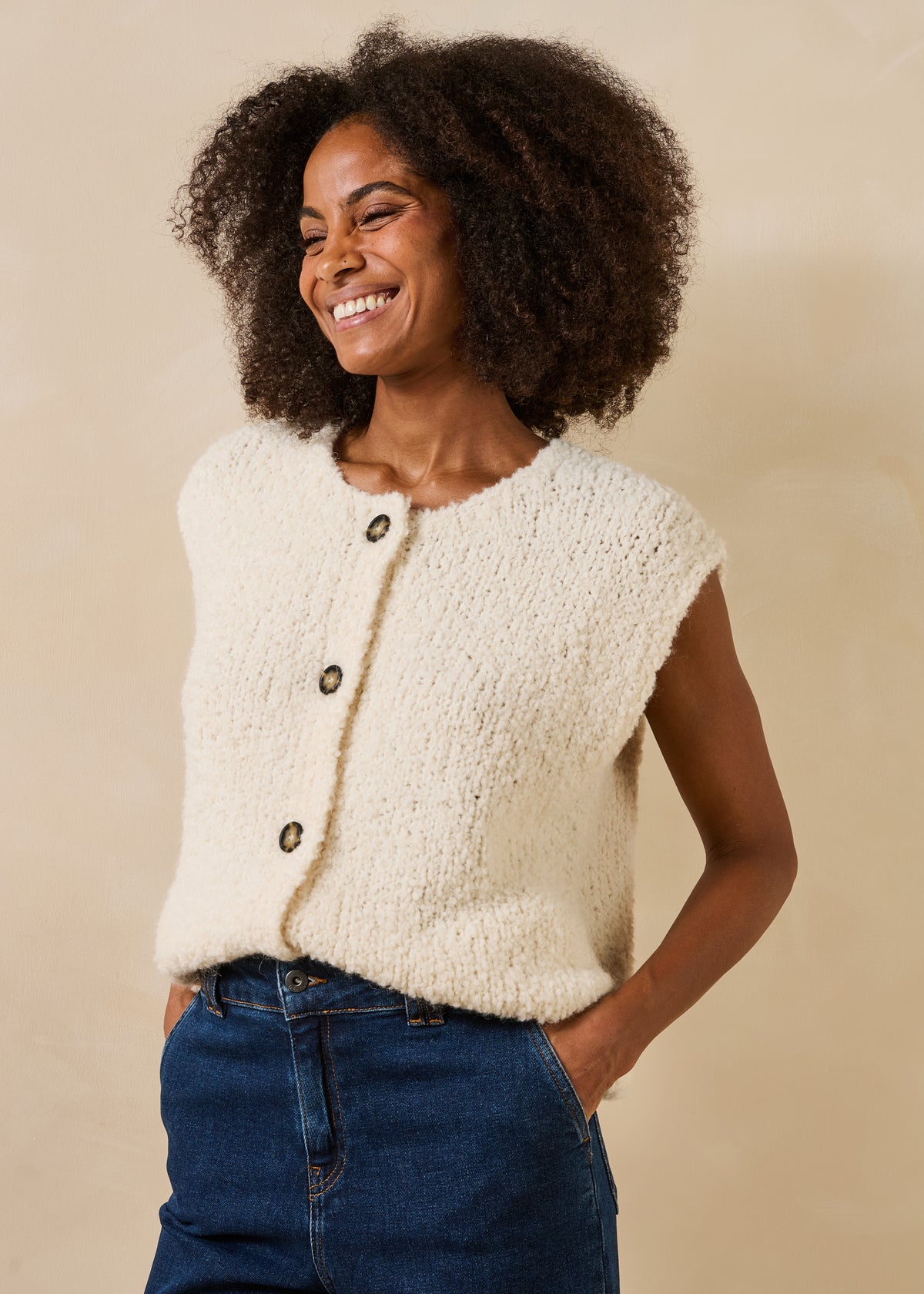 Ecrukleurig gilet - Gostal