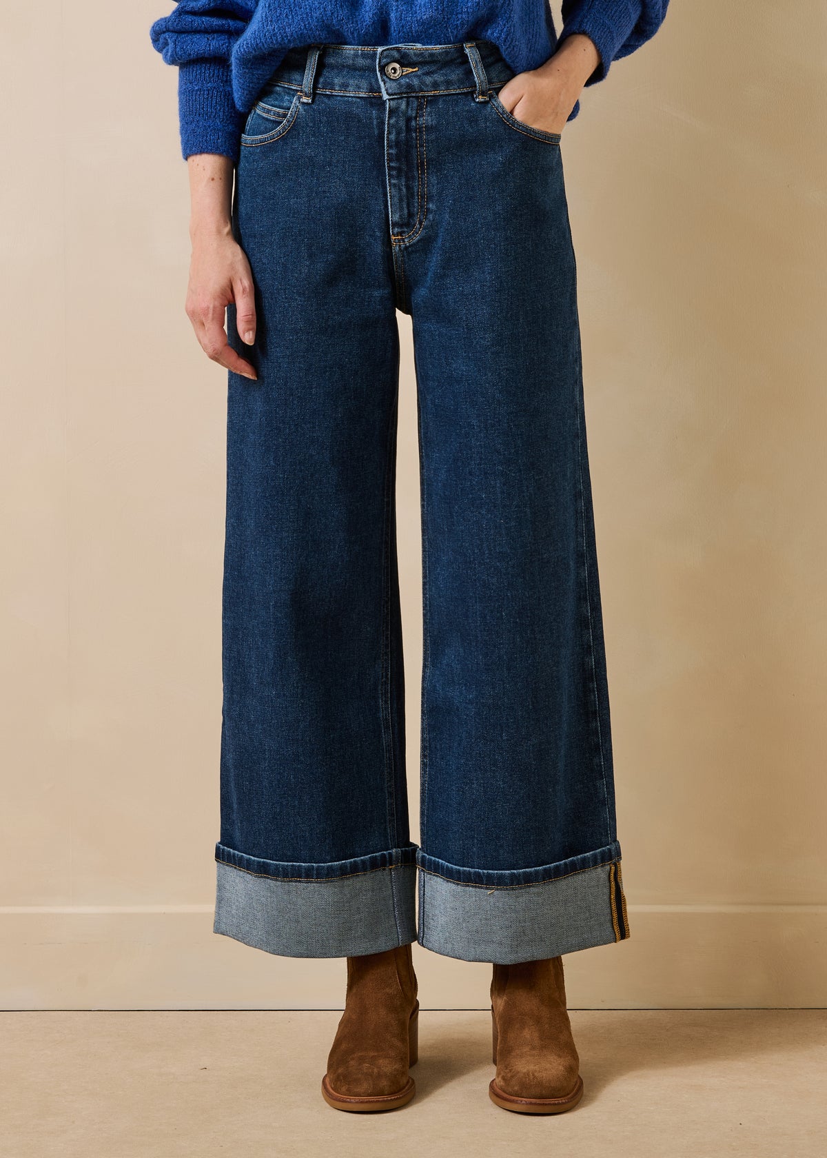 Faded blue jeans - Gawson