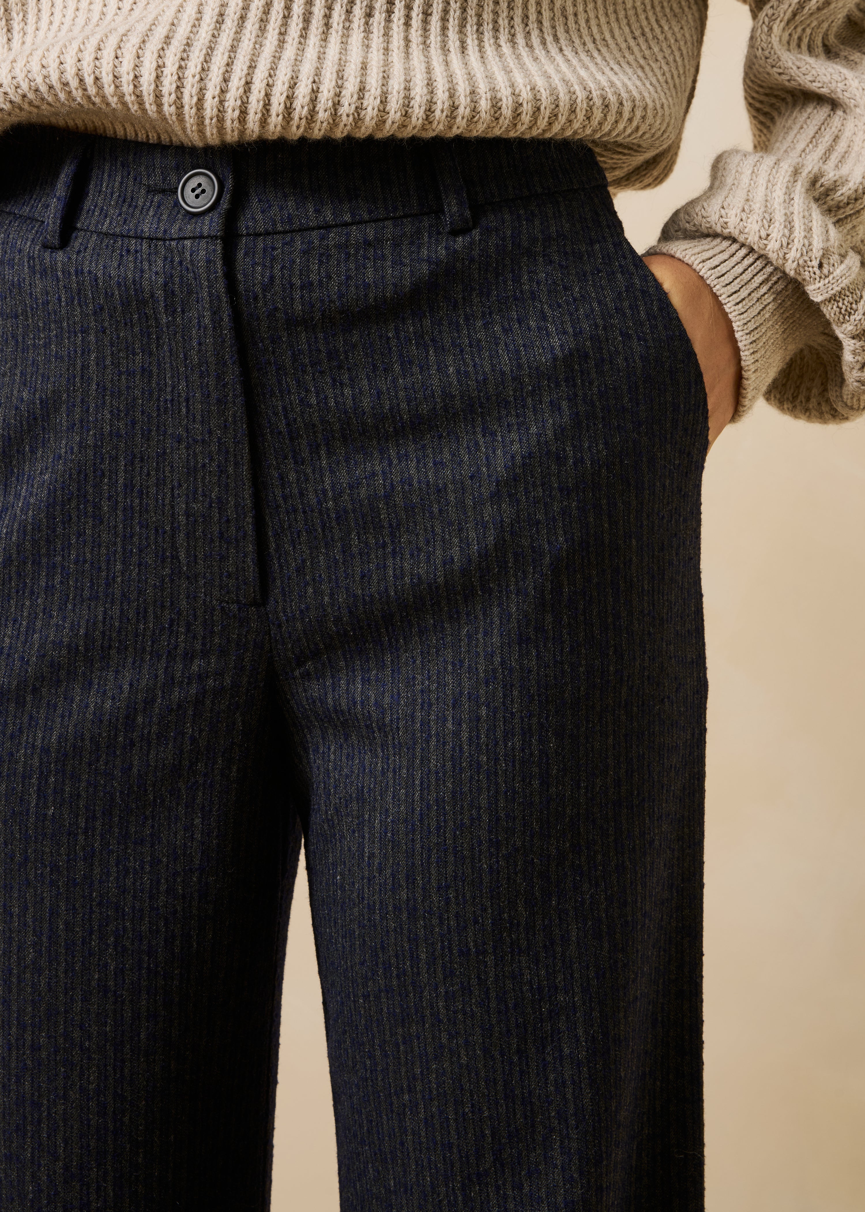 Anthracite gray striped straight pants