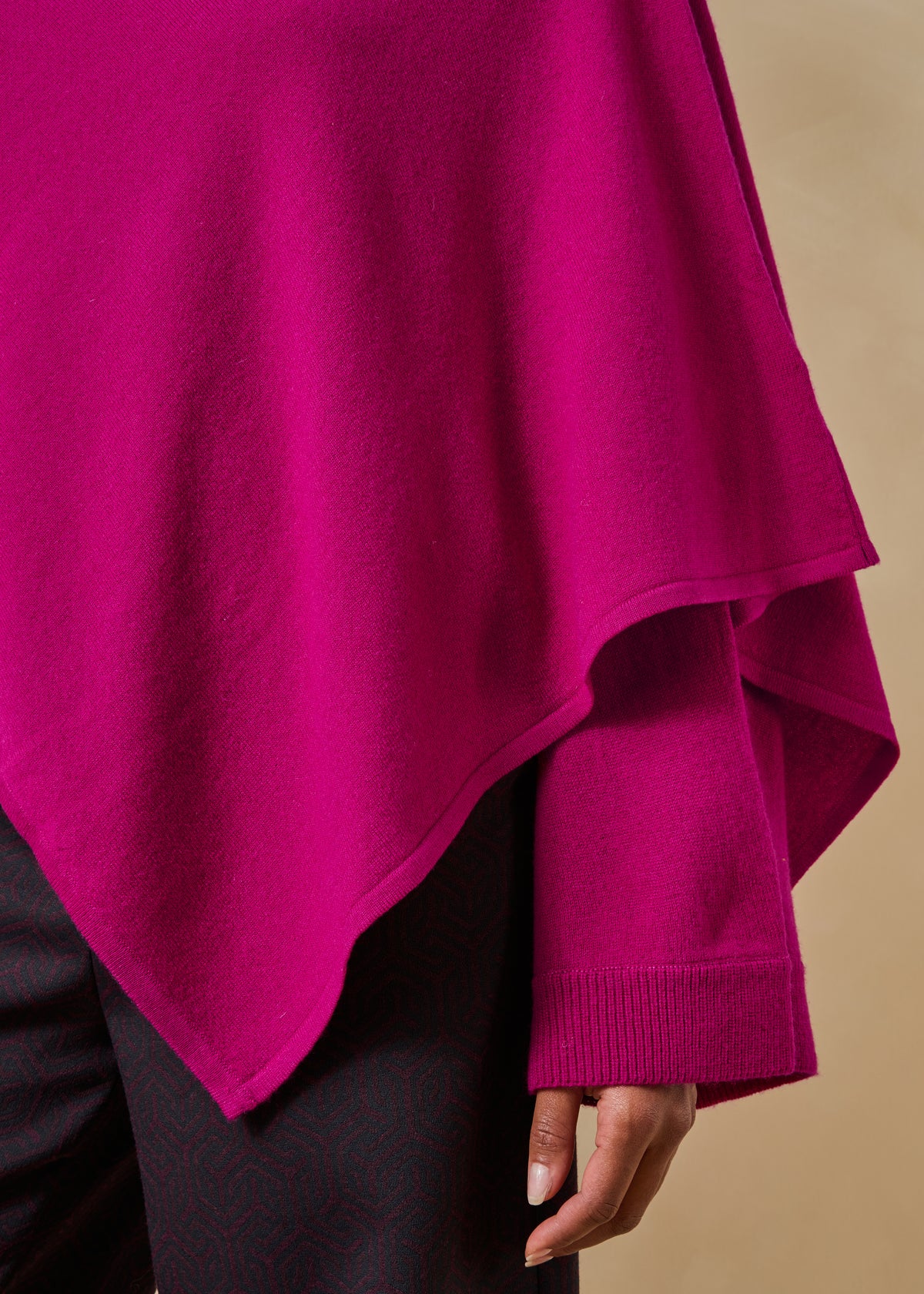 Fuchsia-rosa Pullover - Foncho