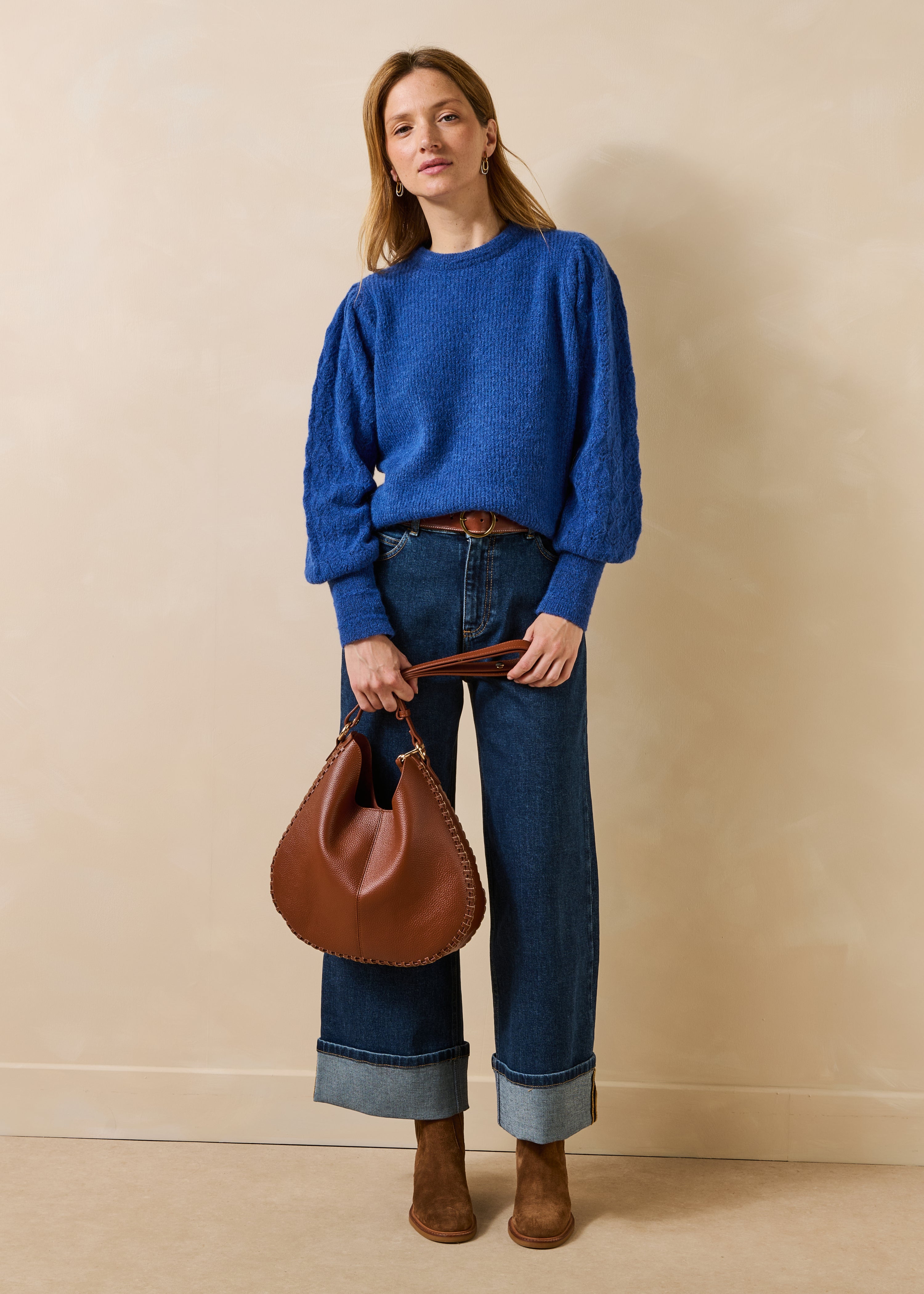 Blue puff sleeve long-sleeve round neck sweater