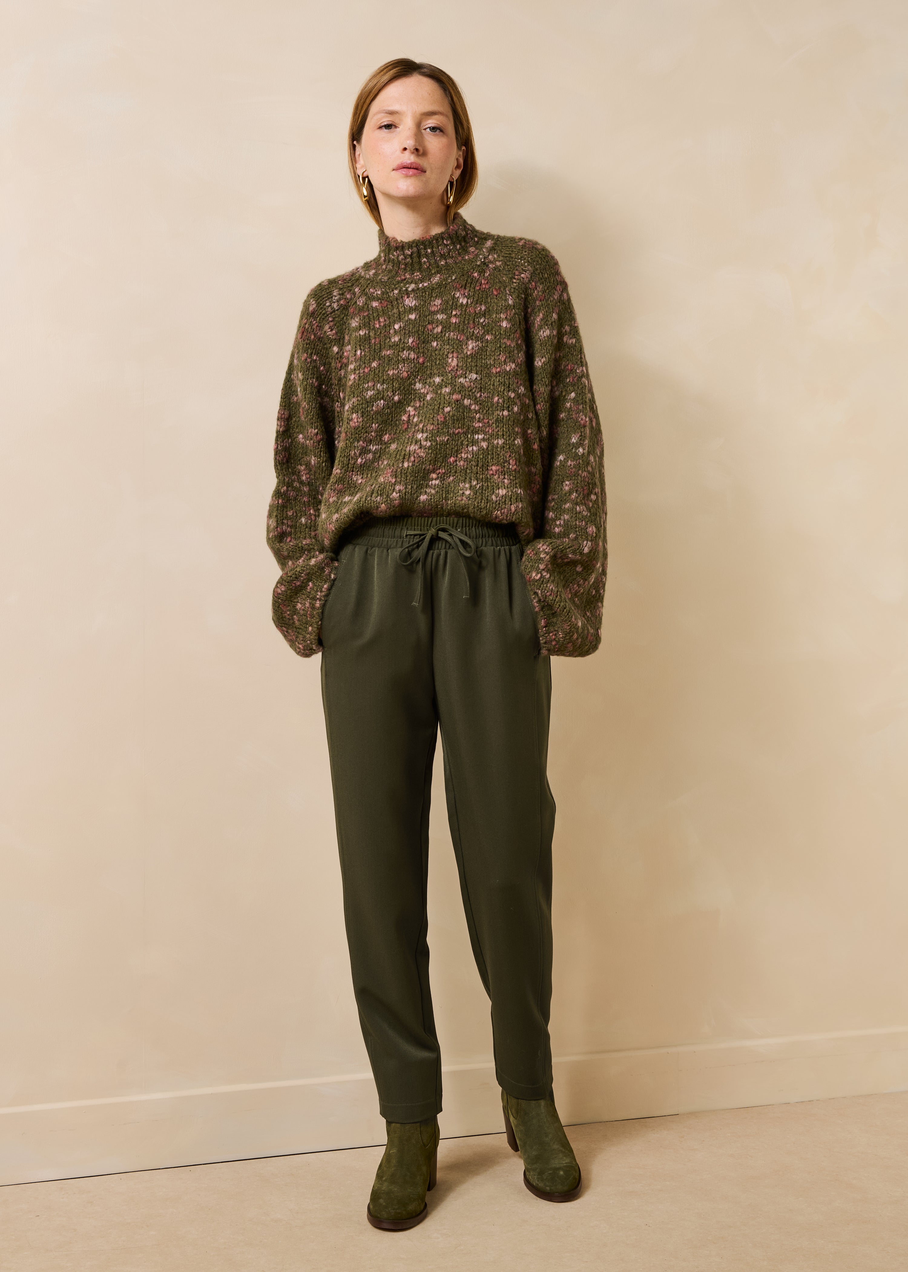 Pull kaki manches longues col montant