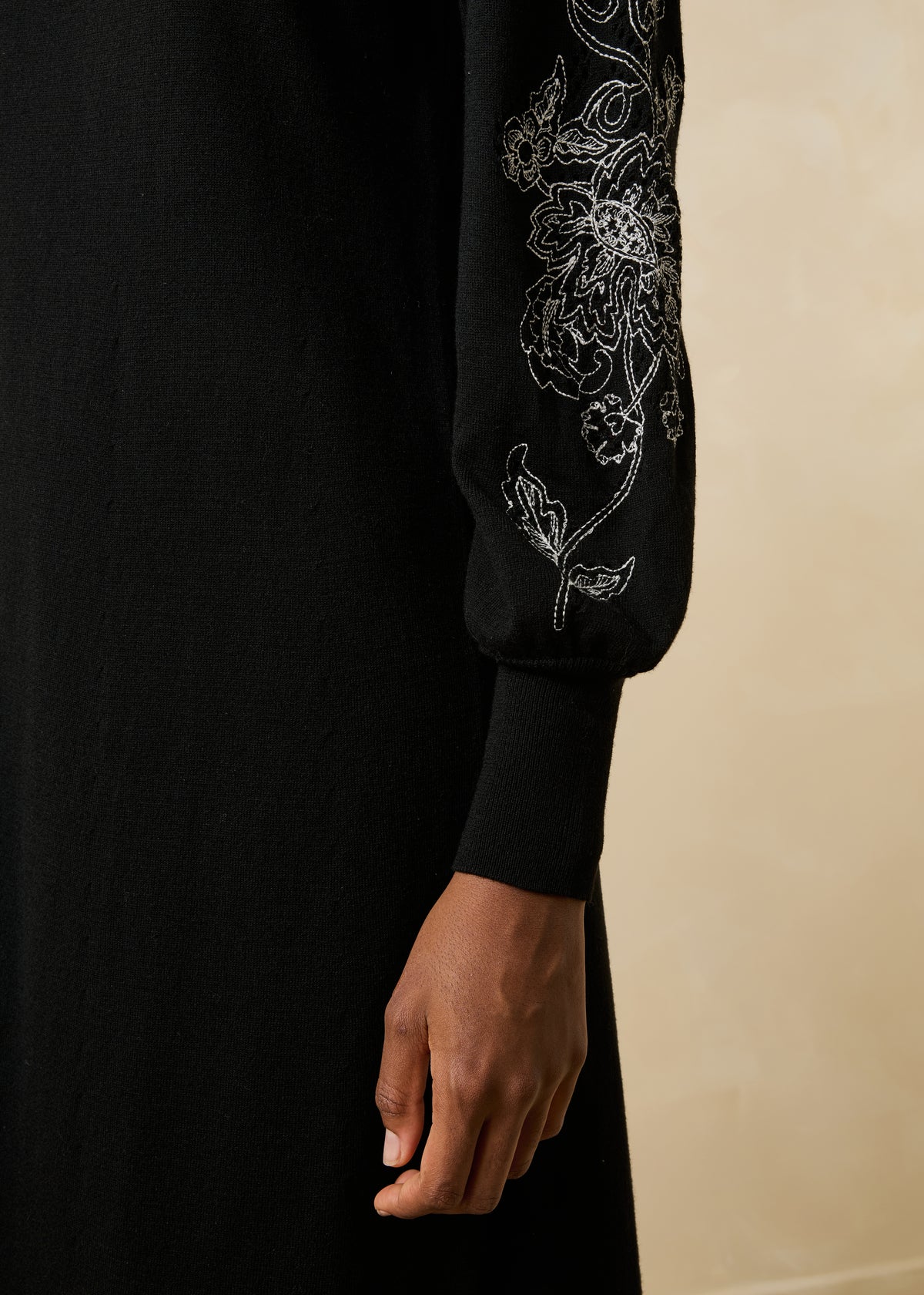 Black Dress - Gebina