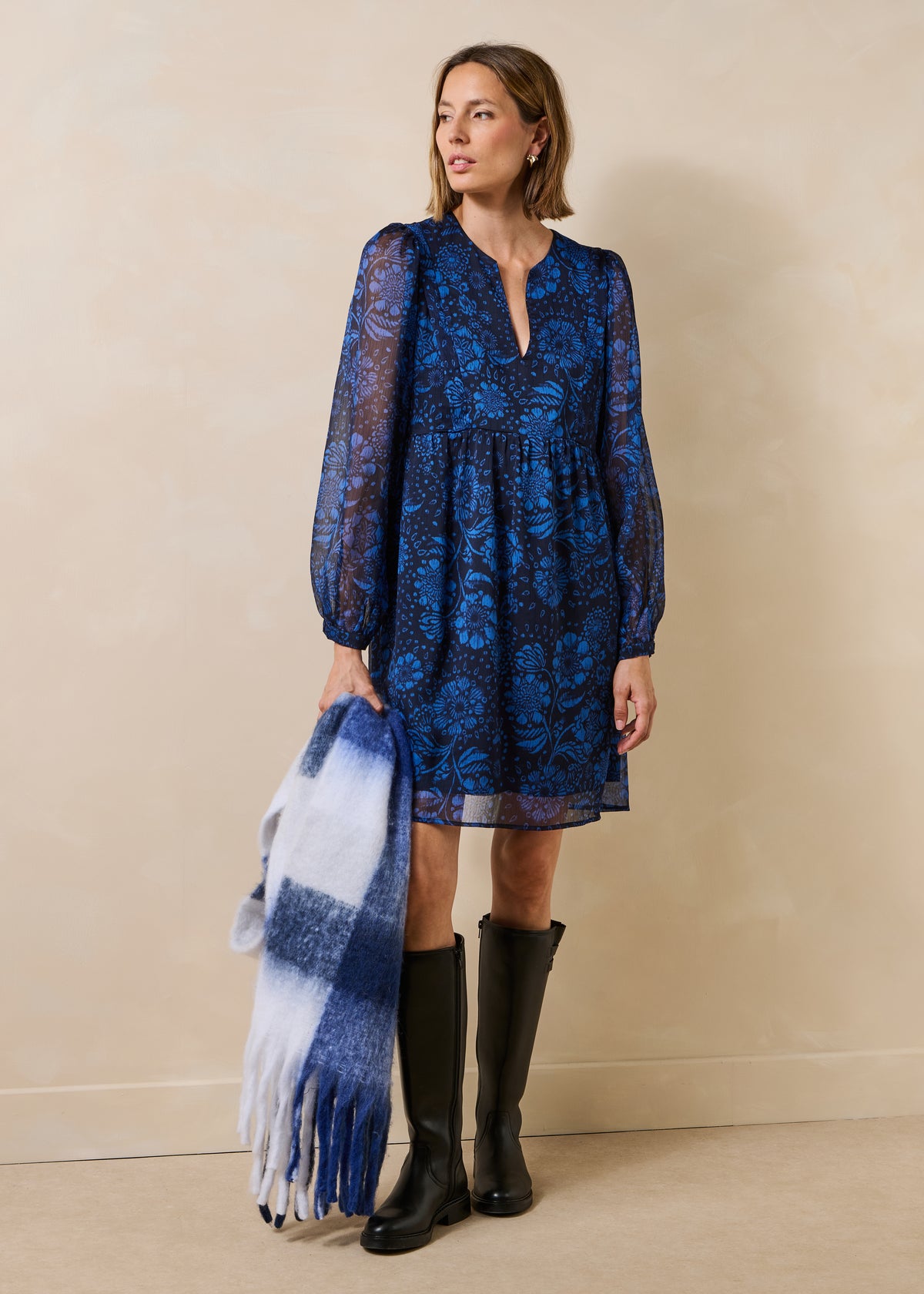 Blaues Kleid - Tasa