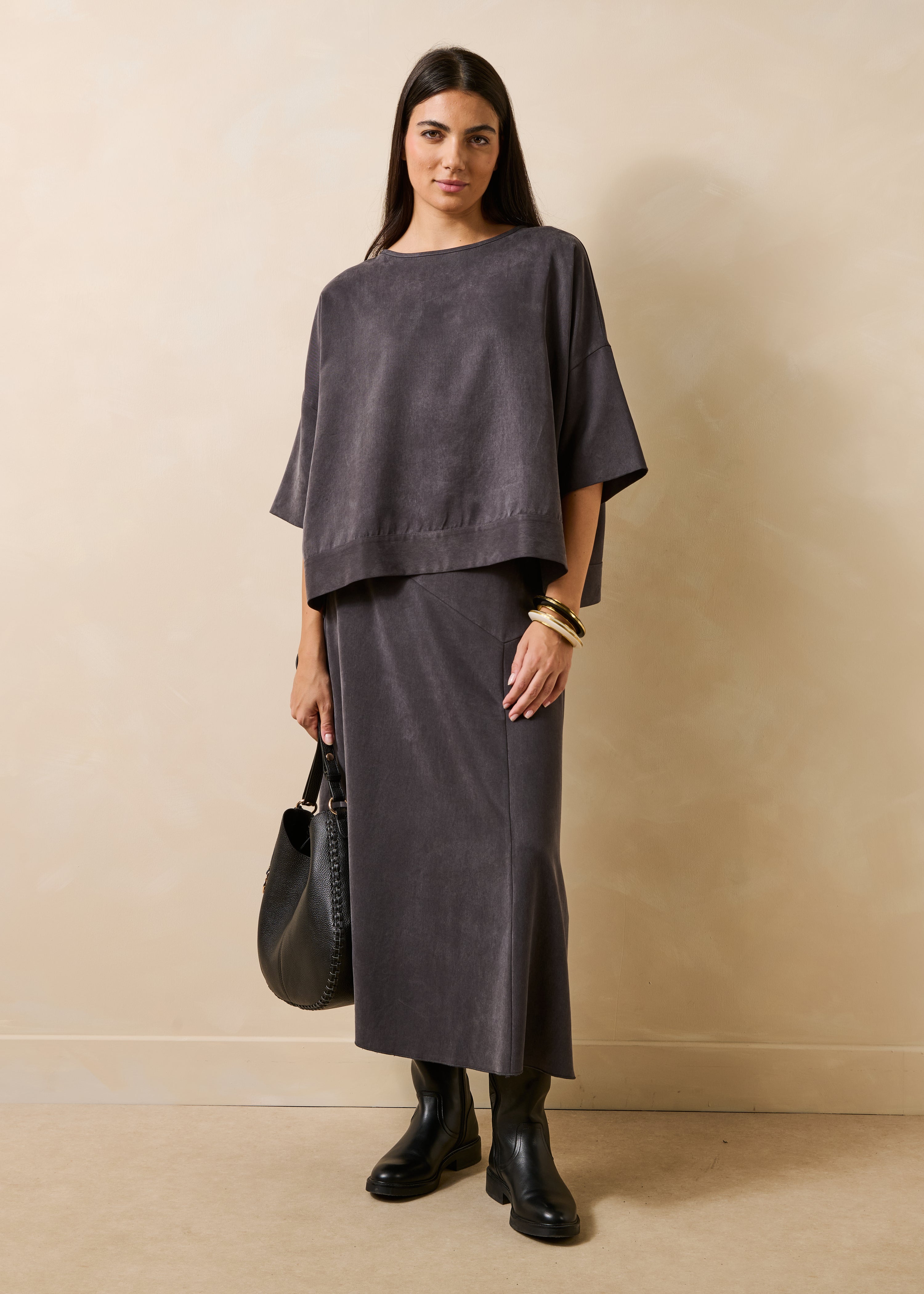 Top ample gris en satin de lyocell