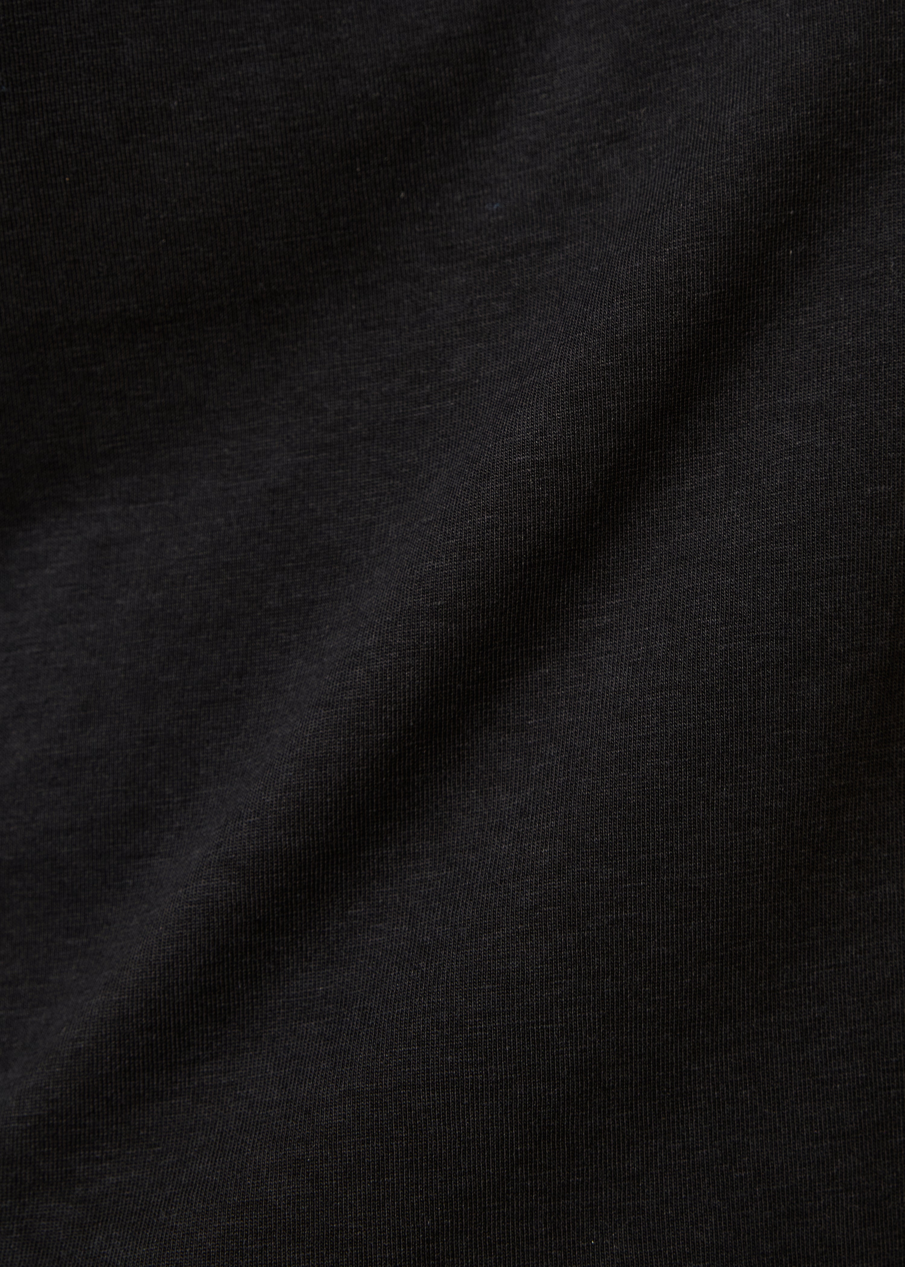 Black lyocell long-sleeve T-shirt with round neck
