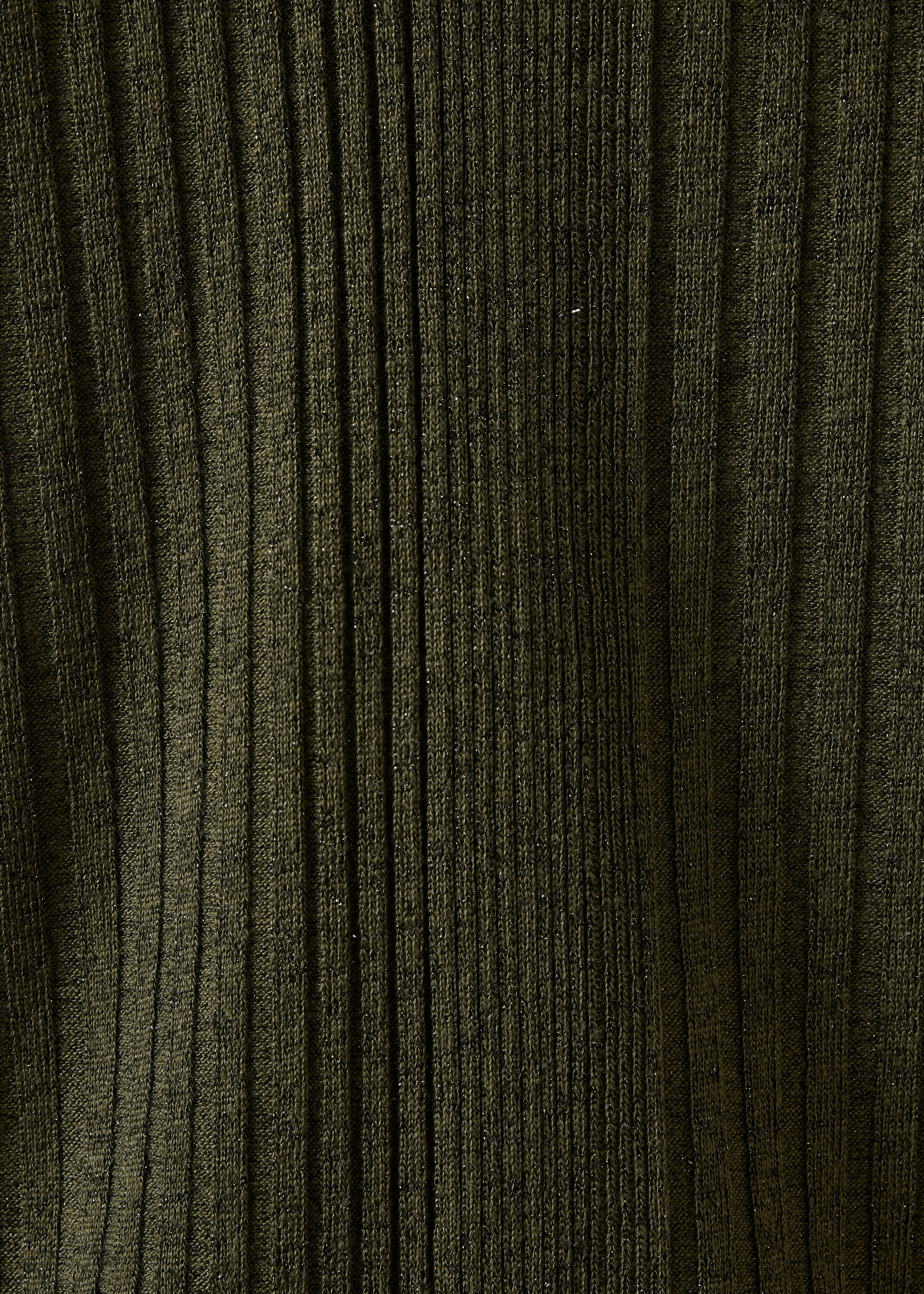 Kaki ribbed knit long-sleeve turtleneck t-shirt