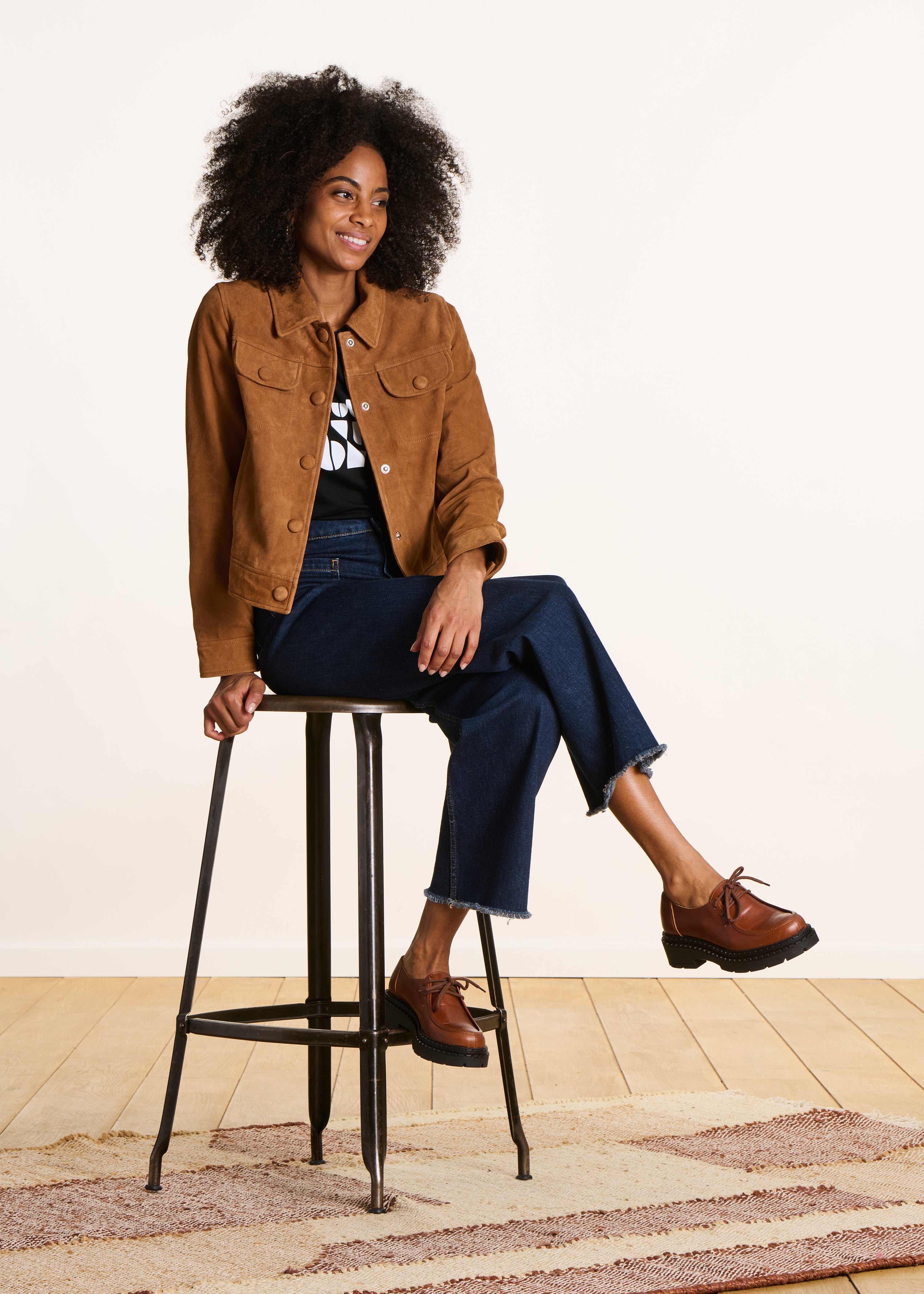 Kurze Camel-Jacke aus Wildleder