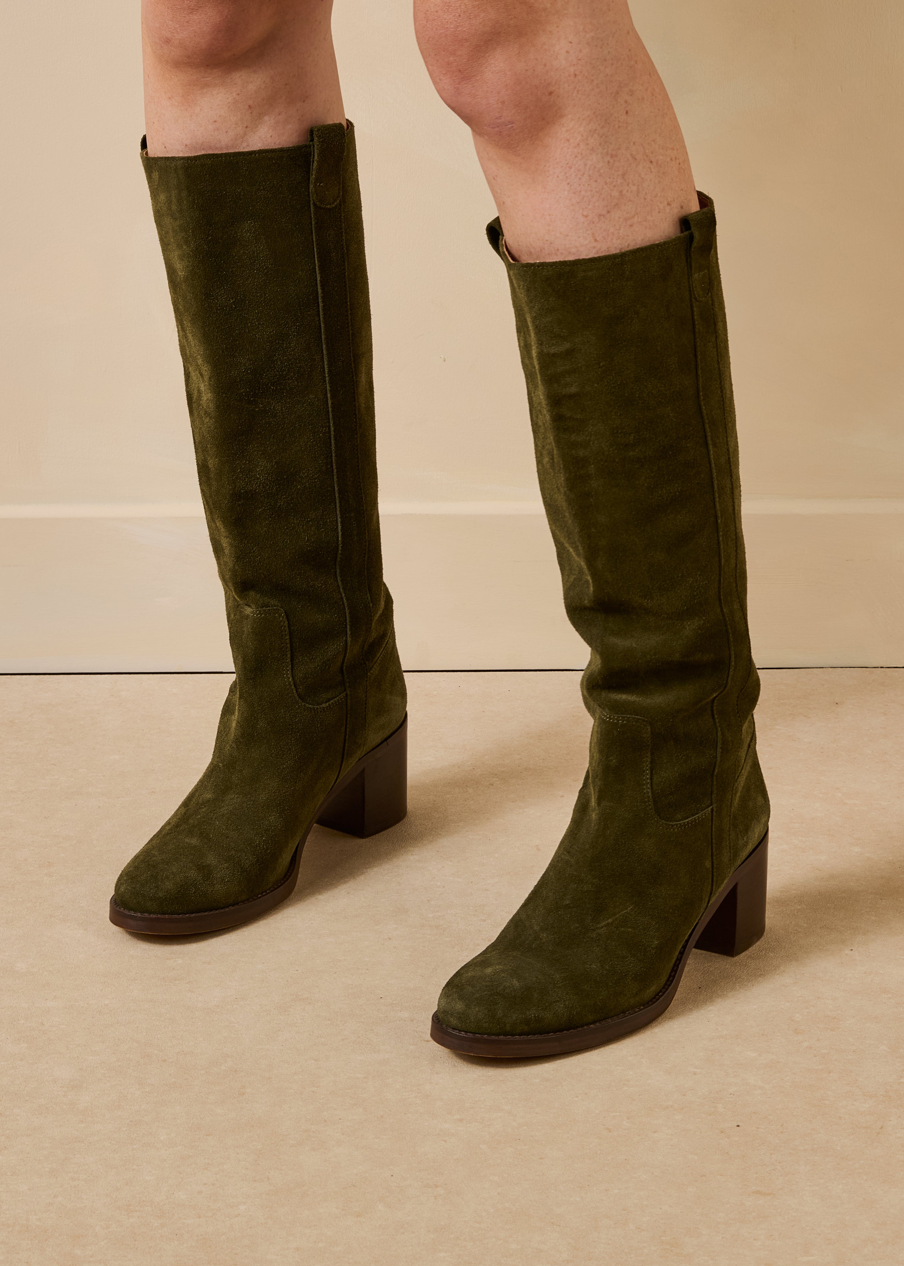 Khaki boots with leather heels