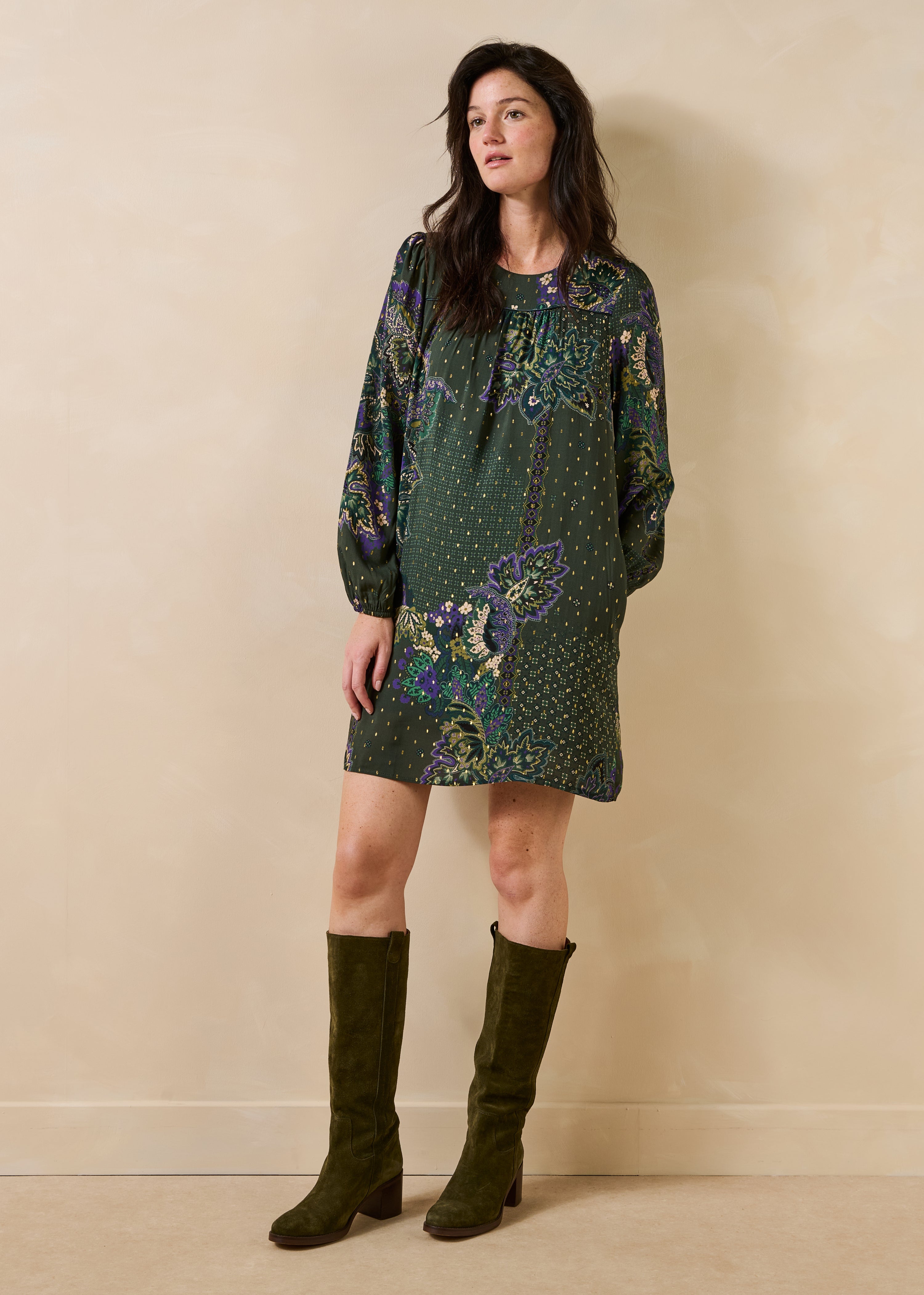 Bottes kaki à talons en cuir