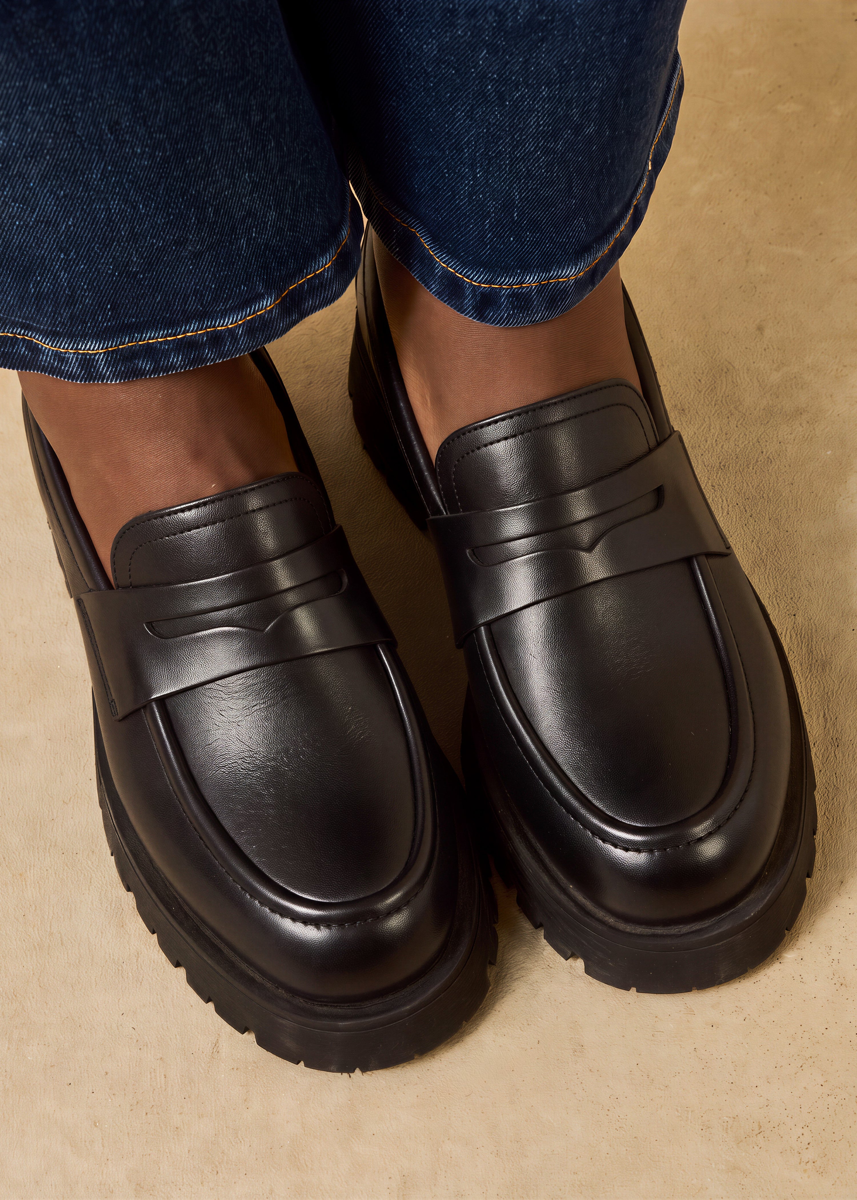Mocassins noirs en cuir