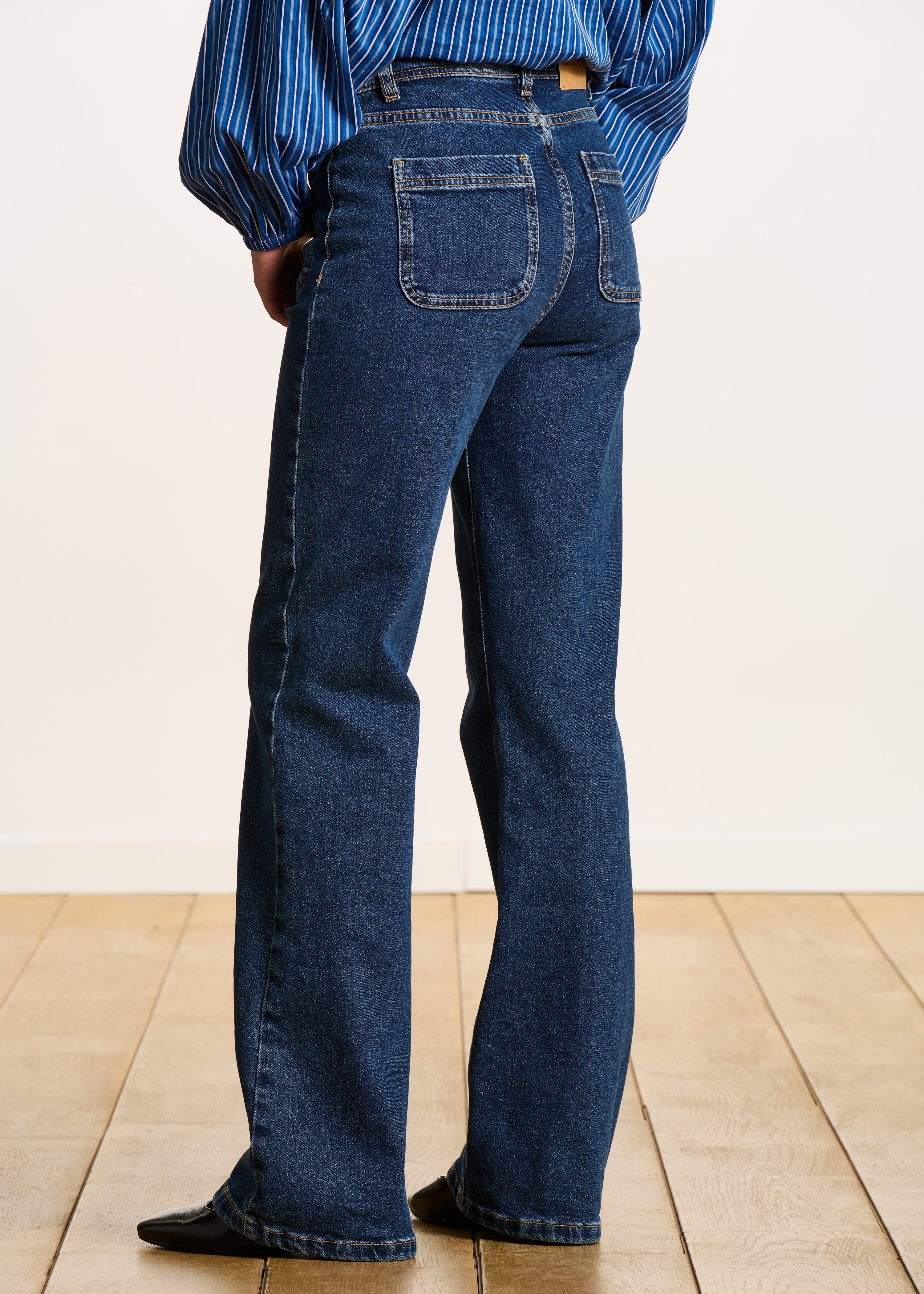 Jean bootcut taille haute en coton biologique