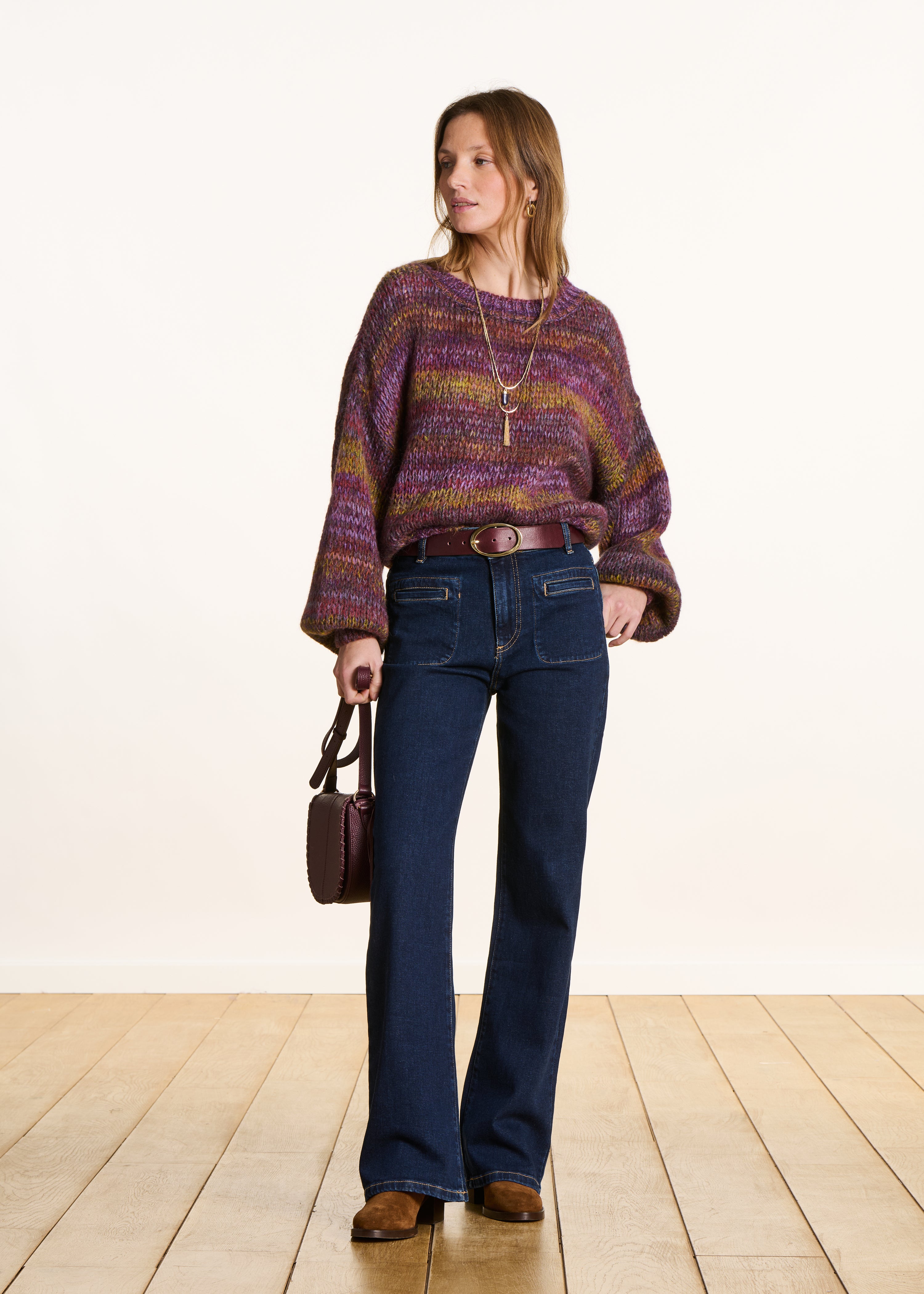 High-waisted raw bootcut jeans in organic cotton