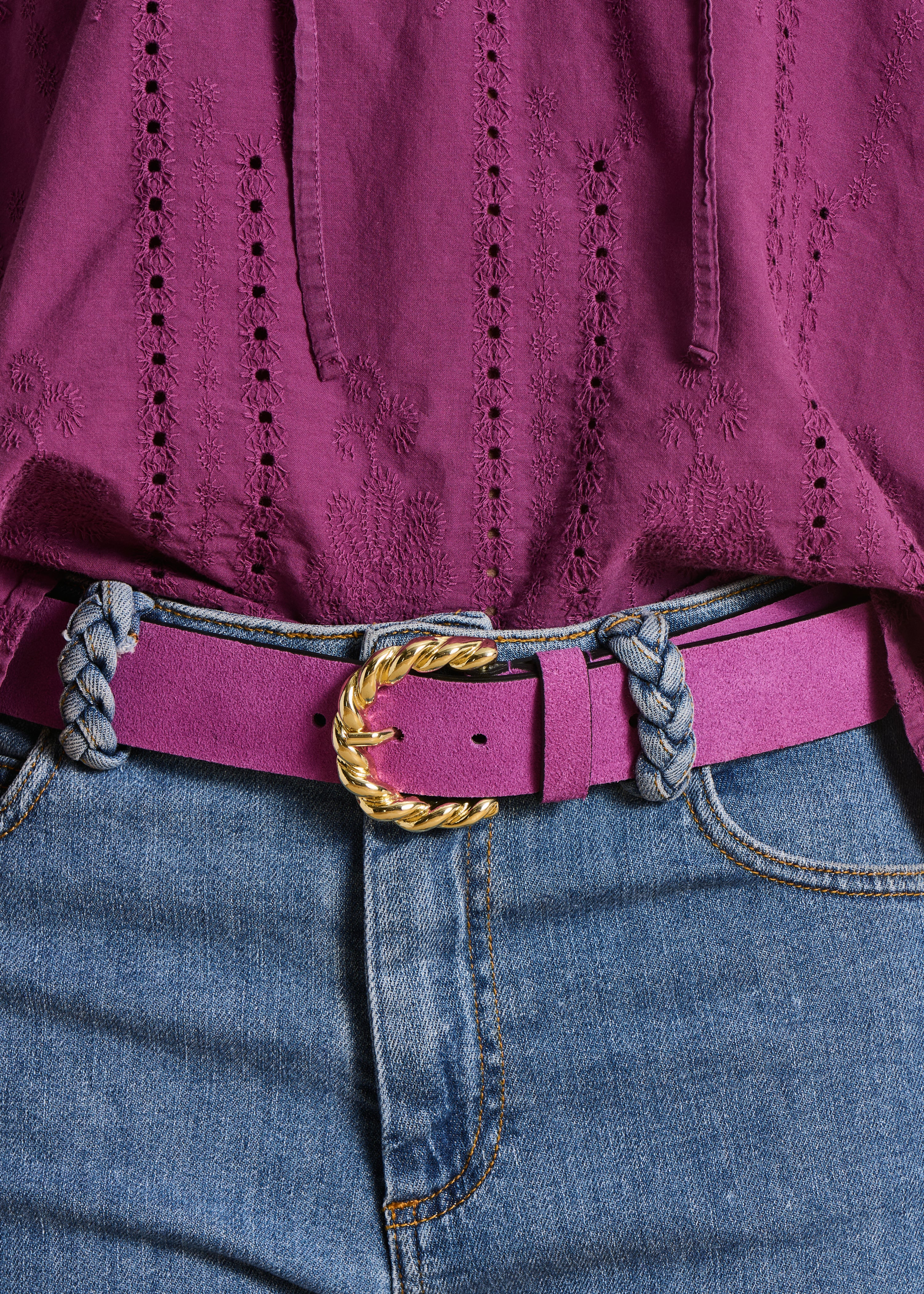 Purple leather belt with twisted buckle