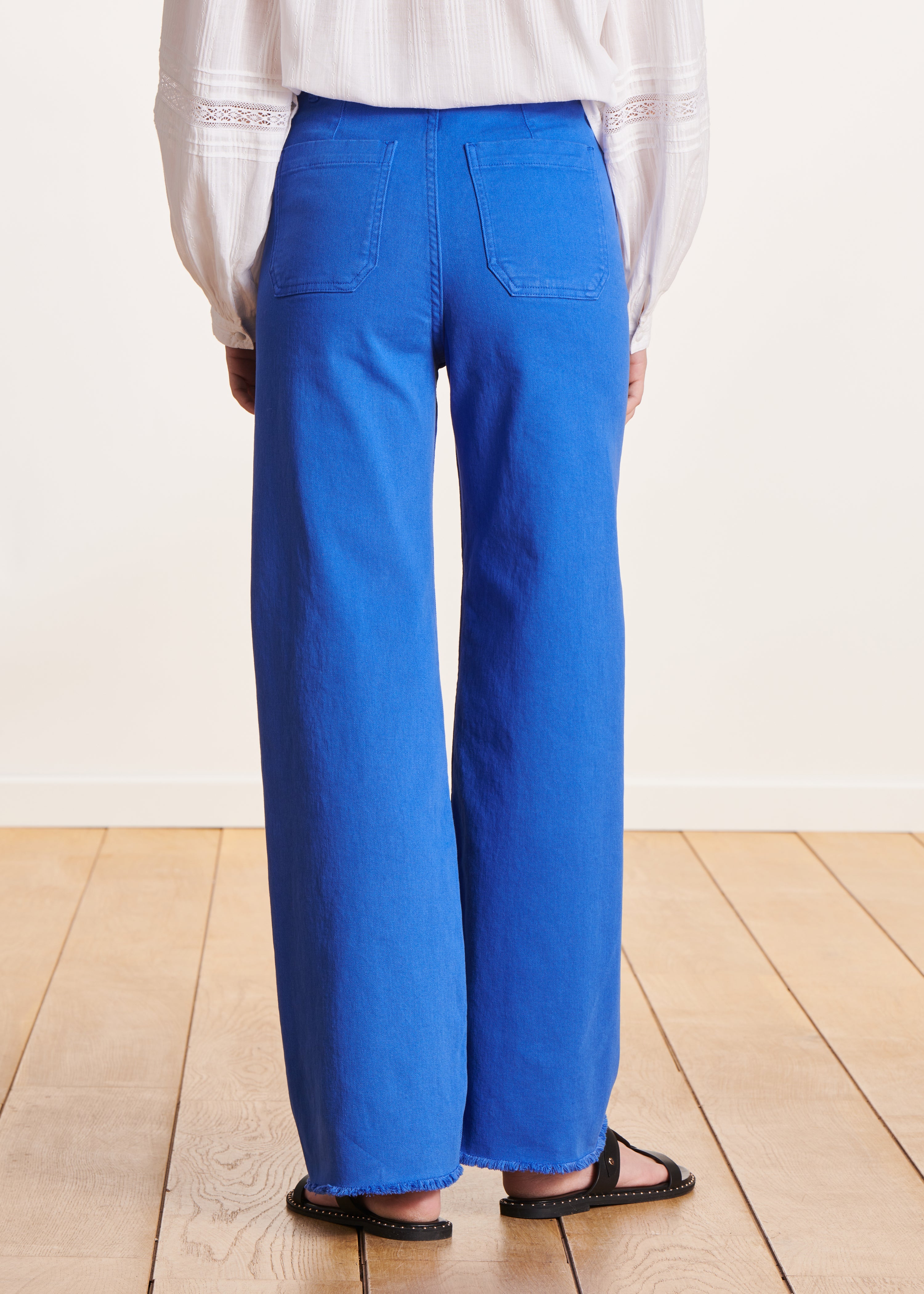 Jean flare bleu roi taille haute en coton biologique