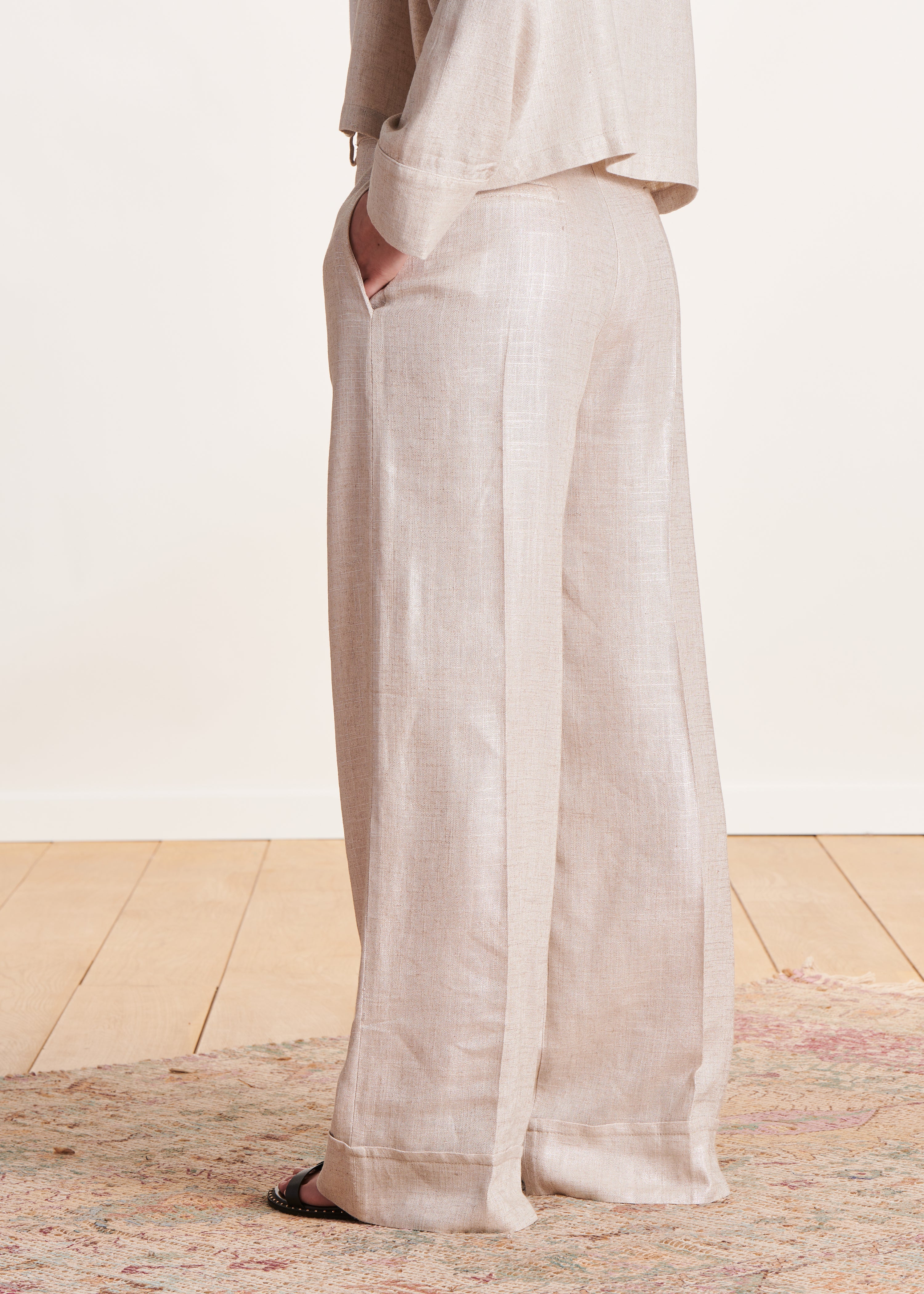 Pantalón recto de vestir beige en lino irisado