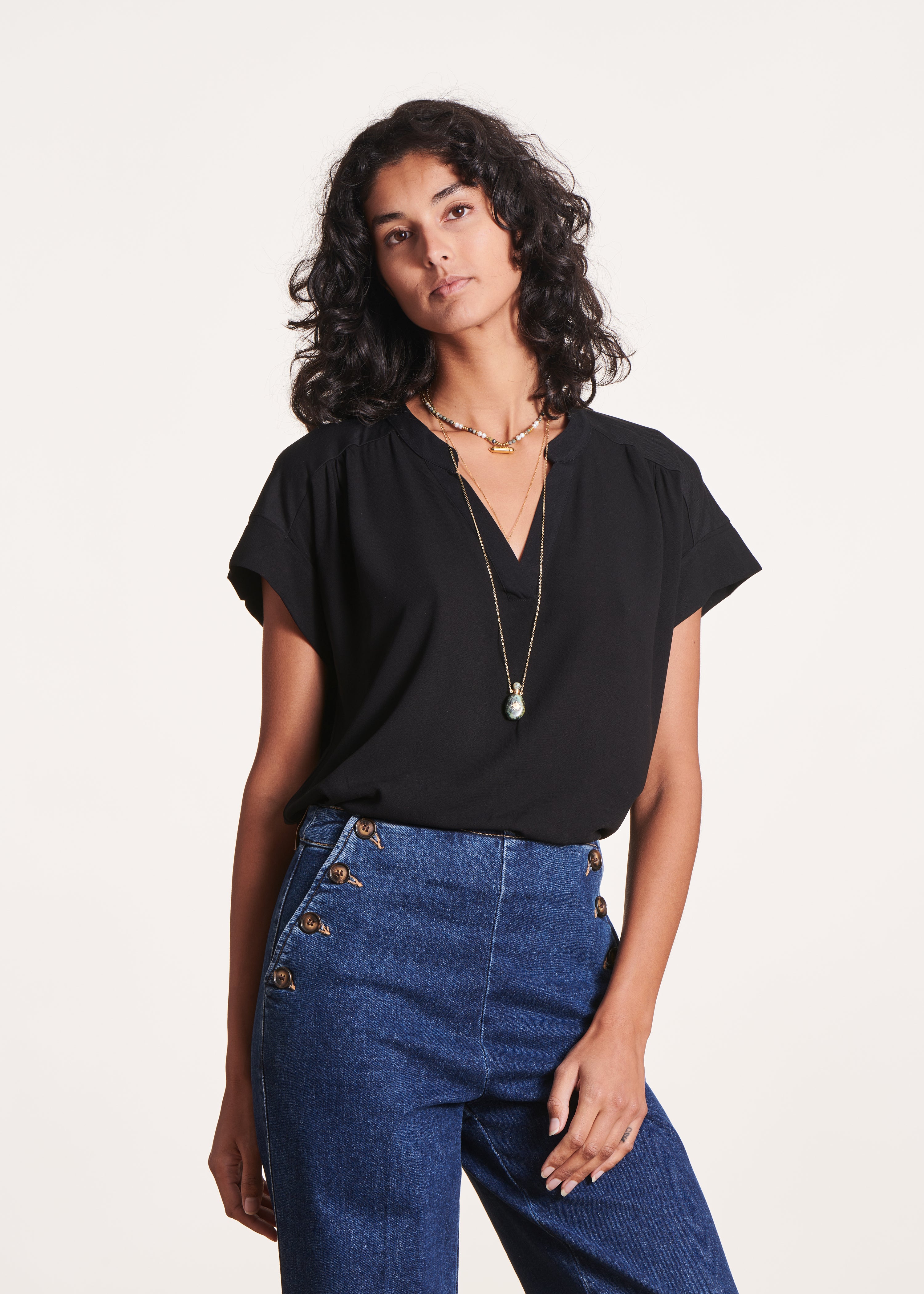 black bi-material top, short sleeves