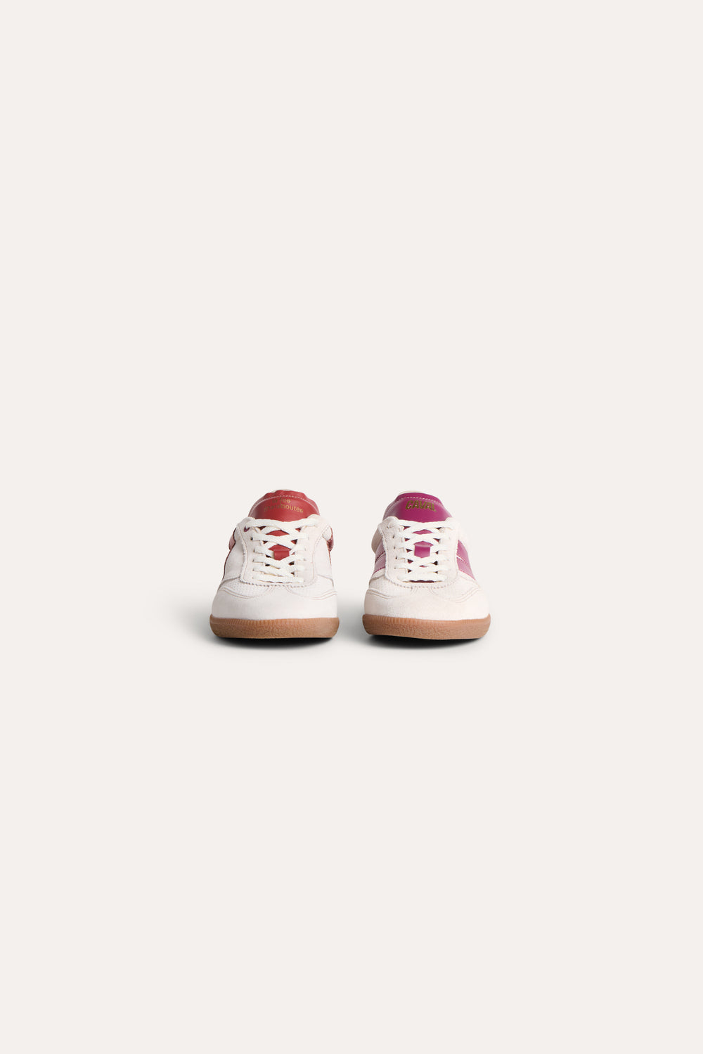 Asymmetrische paarse leren sneakers