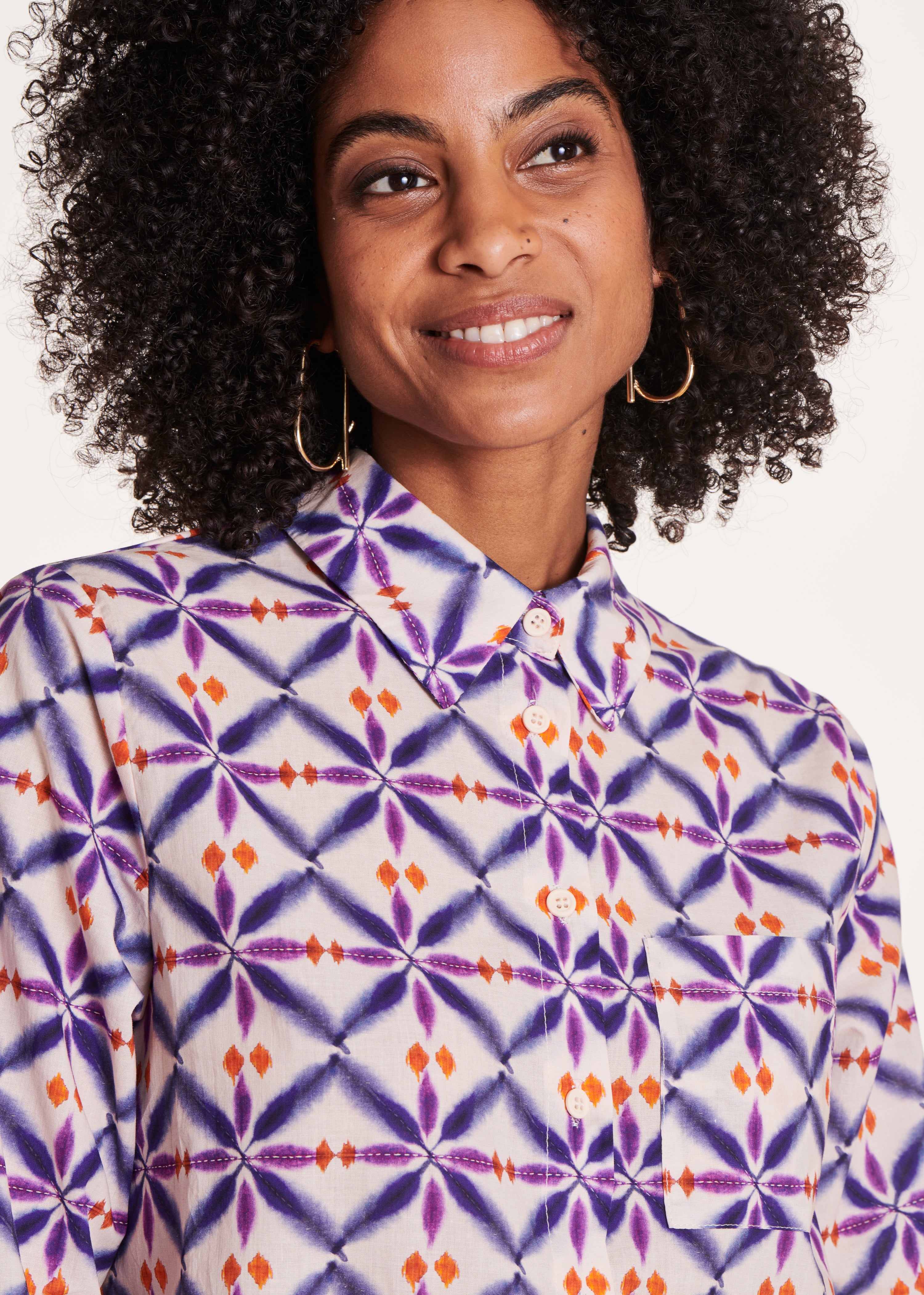 Camicia in voile di cotone stampato viola