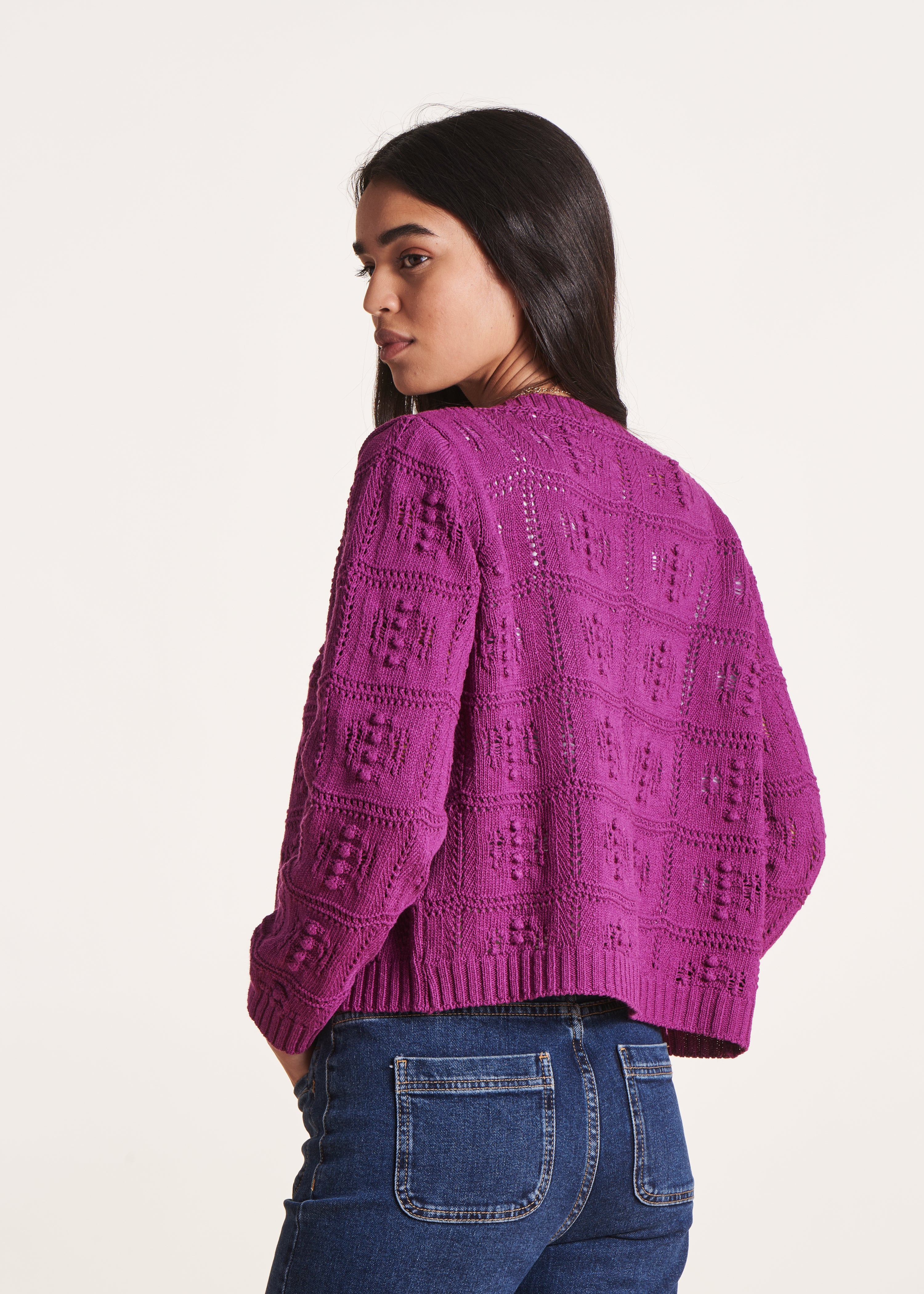 Offene violette Weste aus Häkelmasche