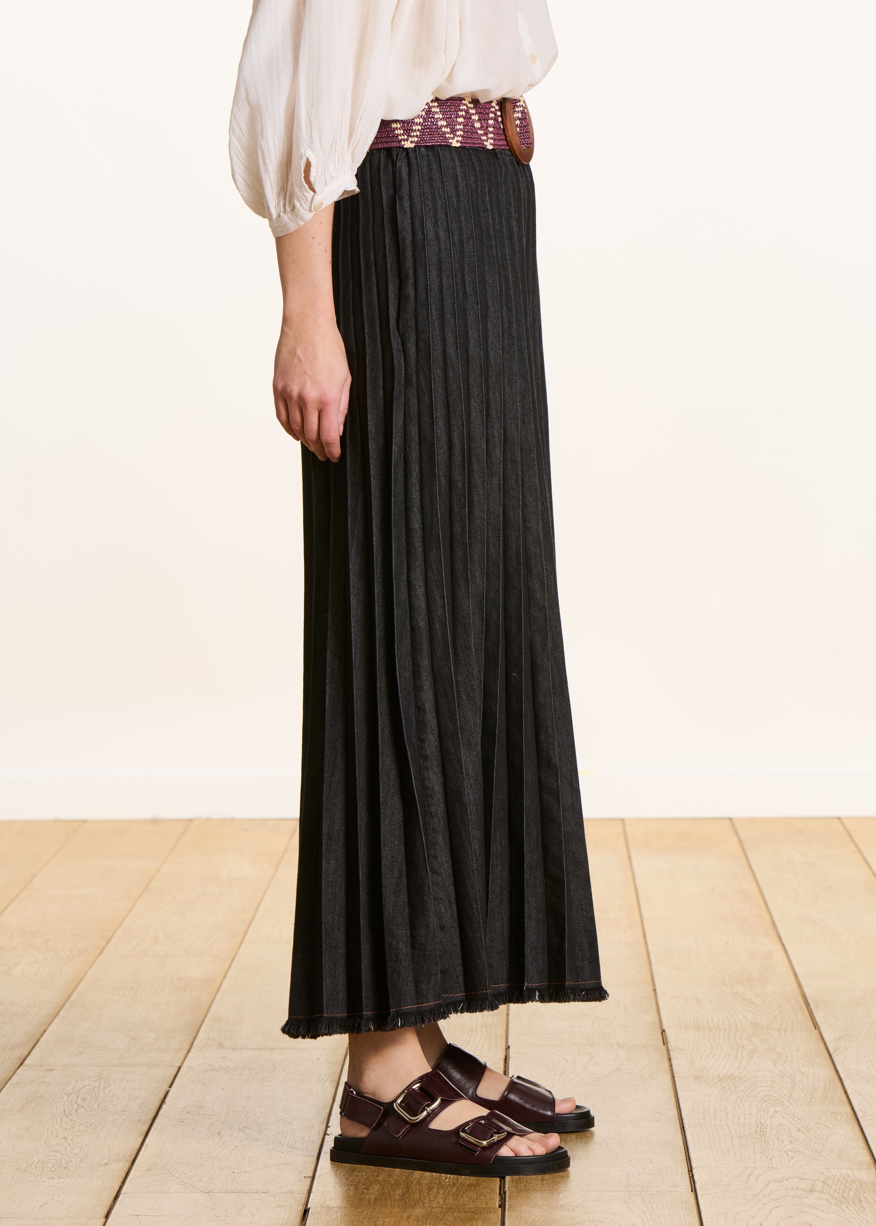 Schwarze Jeans-Culotte mit elastischem Bund