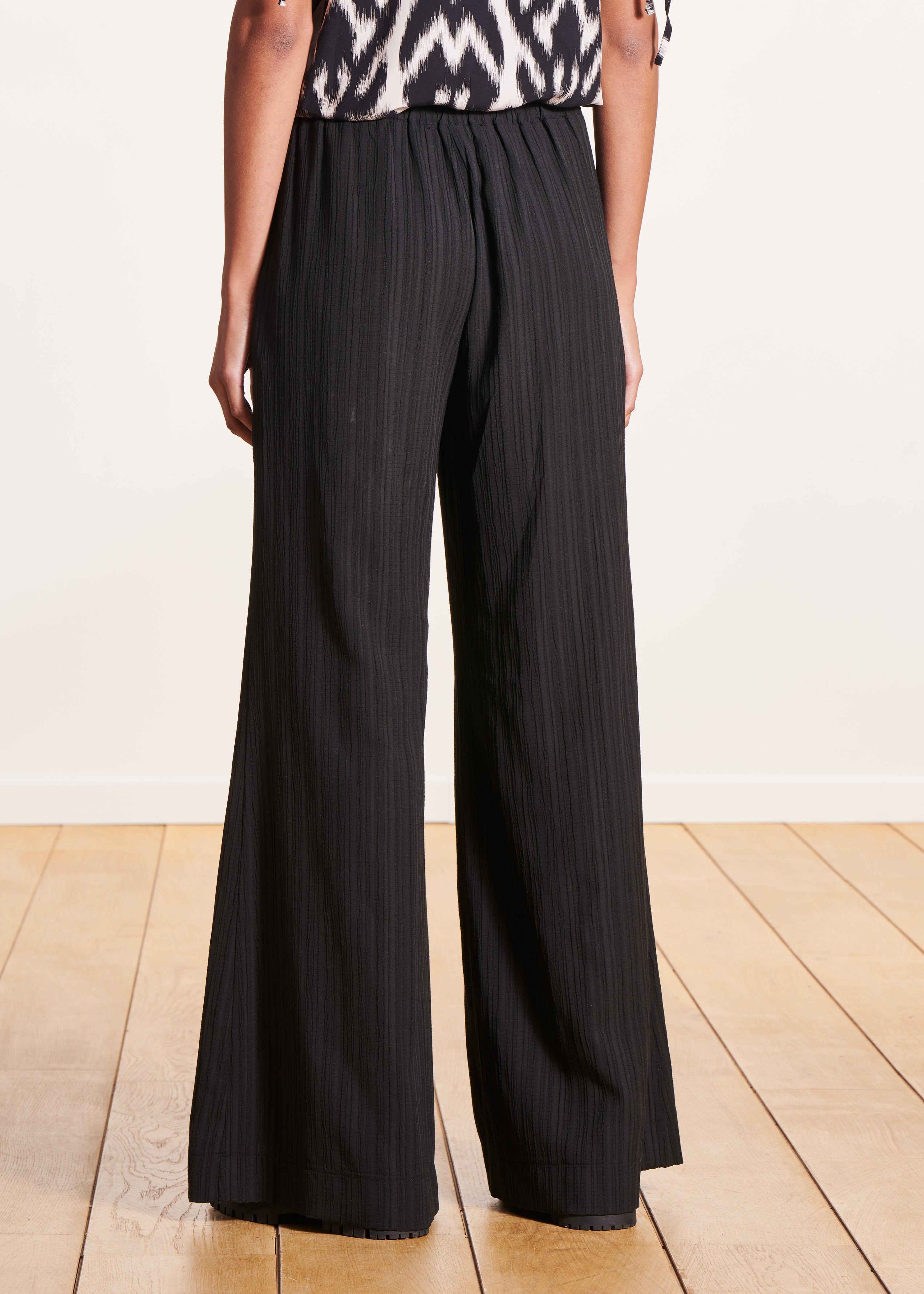 Pantalon large noir taille élastiquée