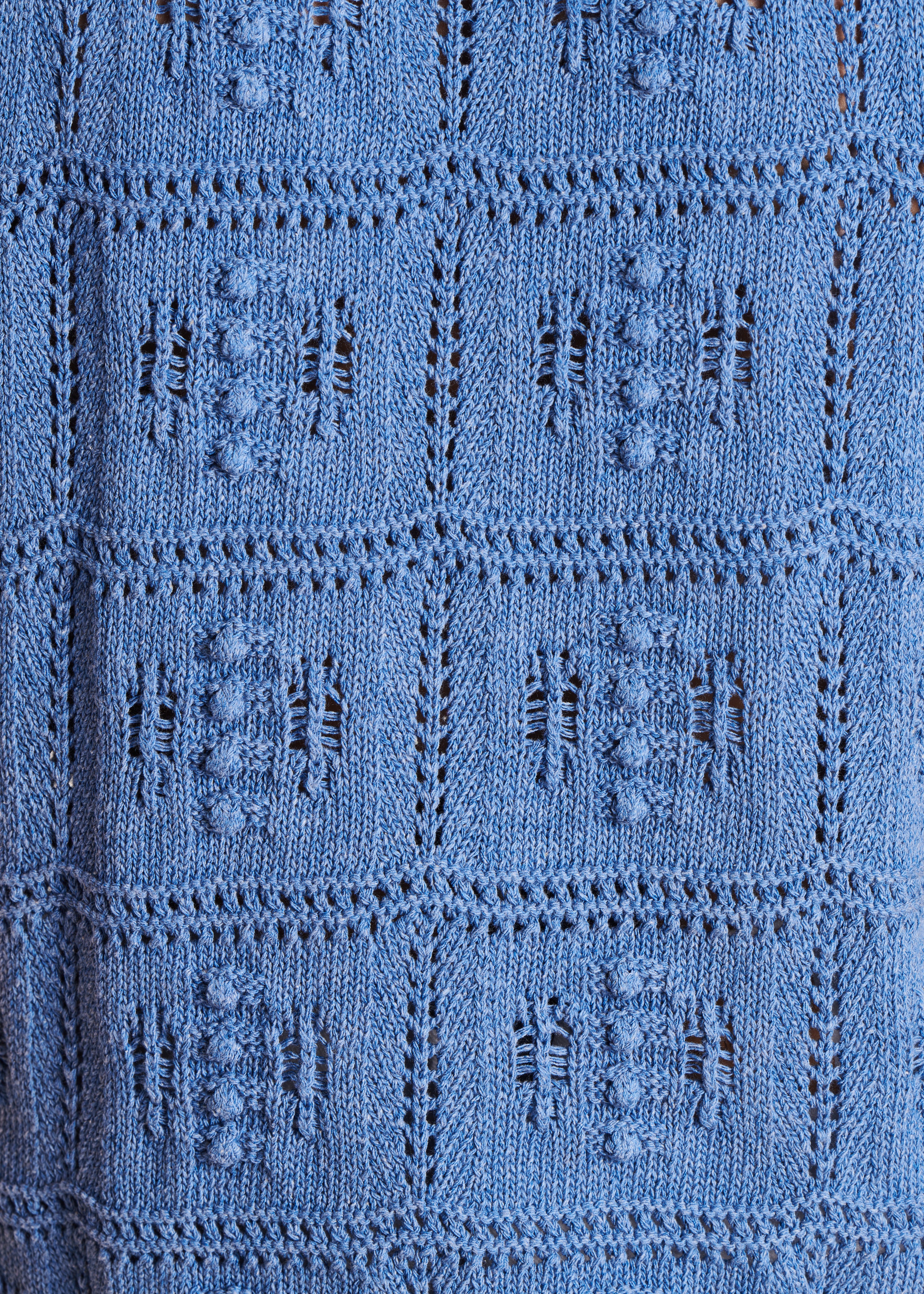 Blauer ärmelloser Pullover aus Häkelmasche
