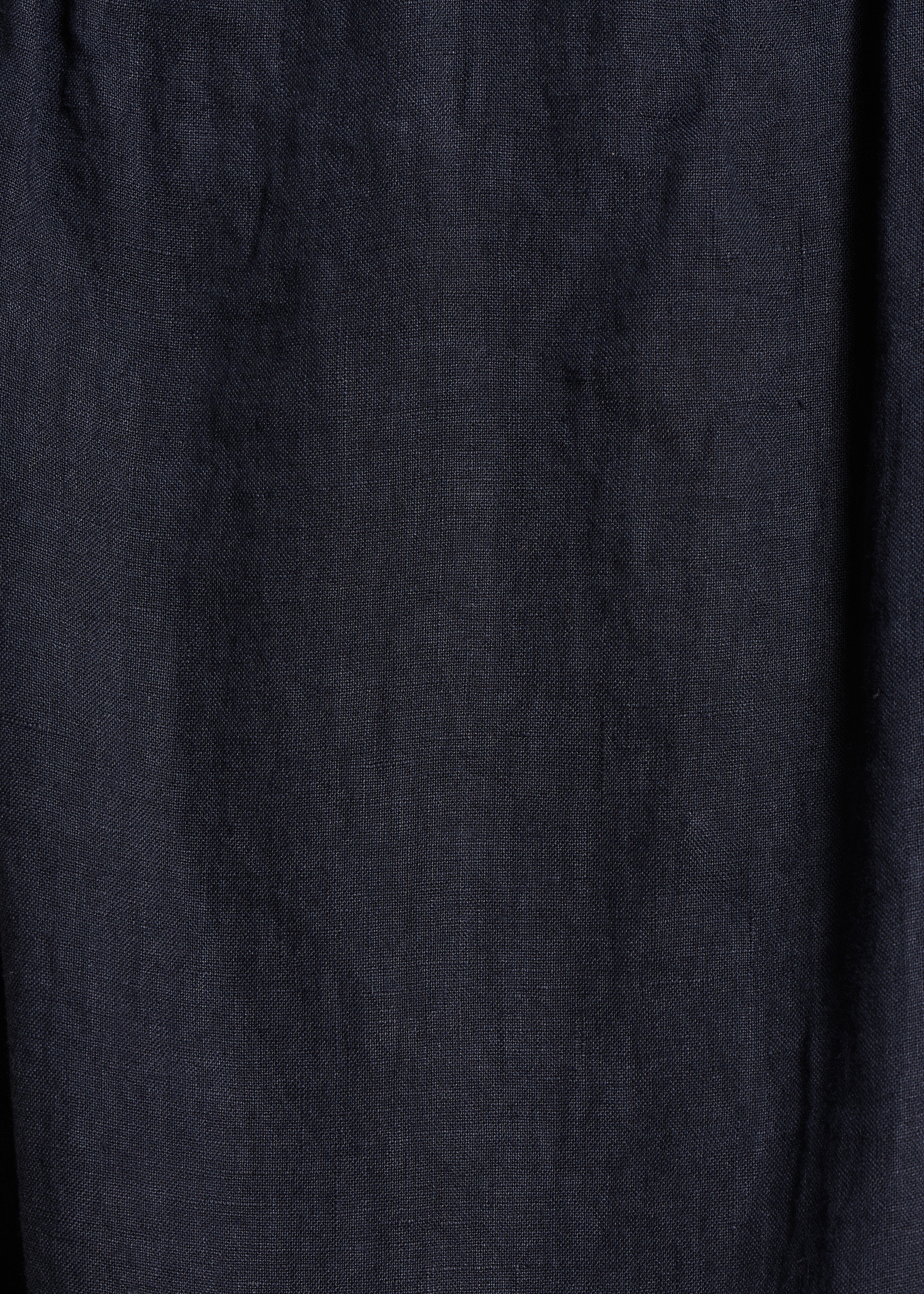 Loose long dress in dark blue linen with short sleeves