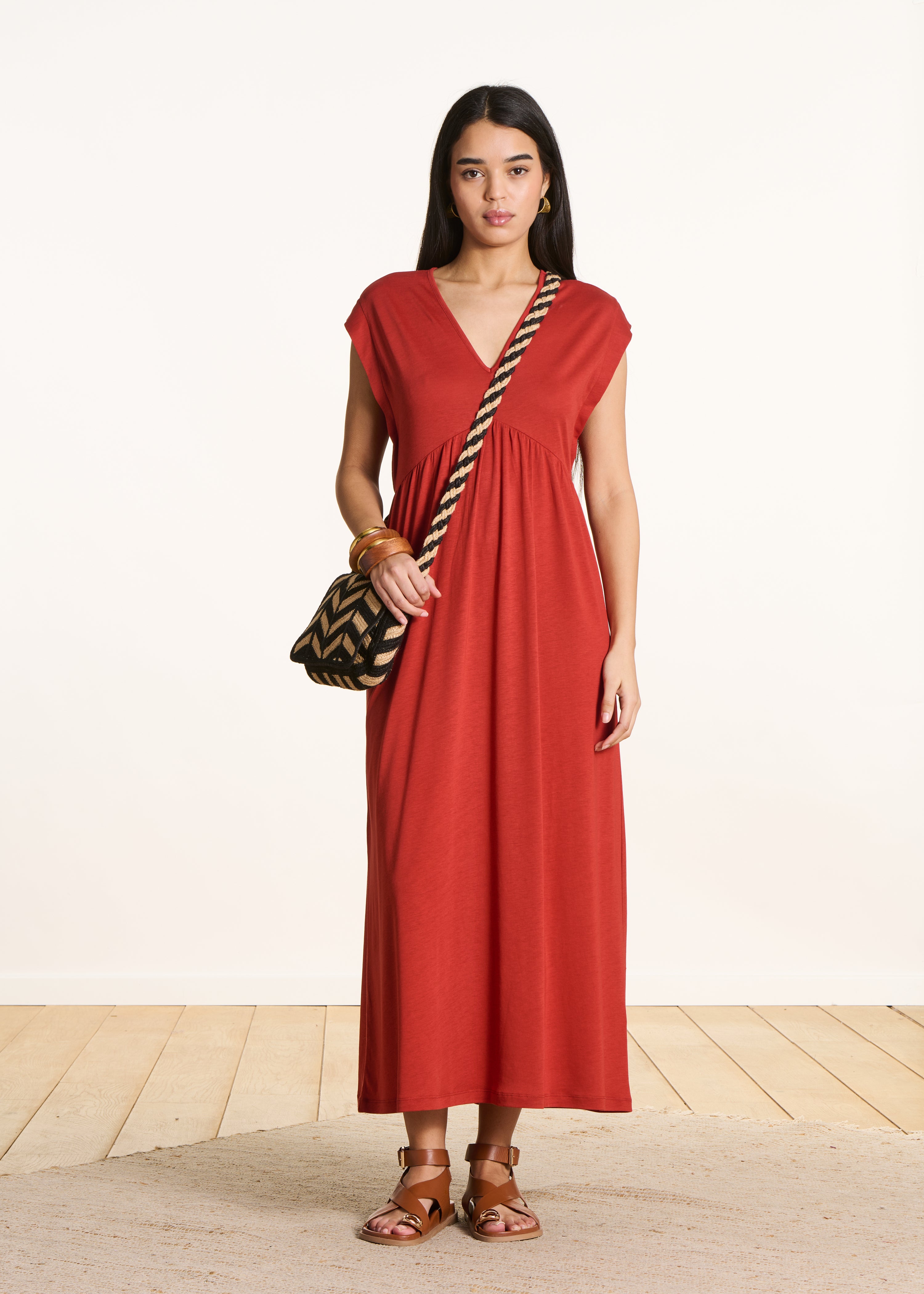Red fluid midi dress with V-neck in lyocell