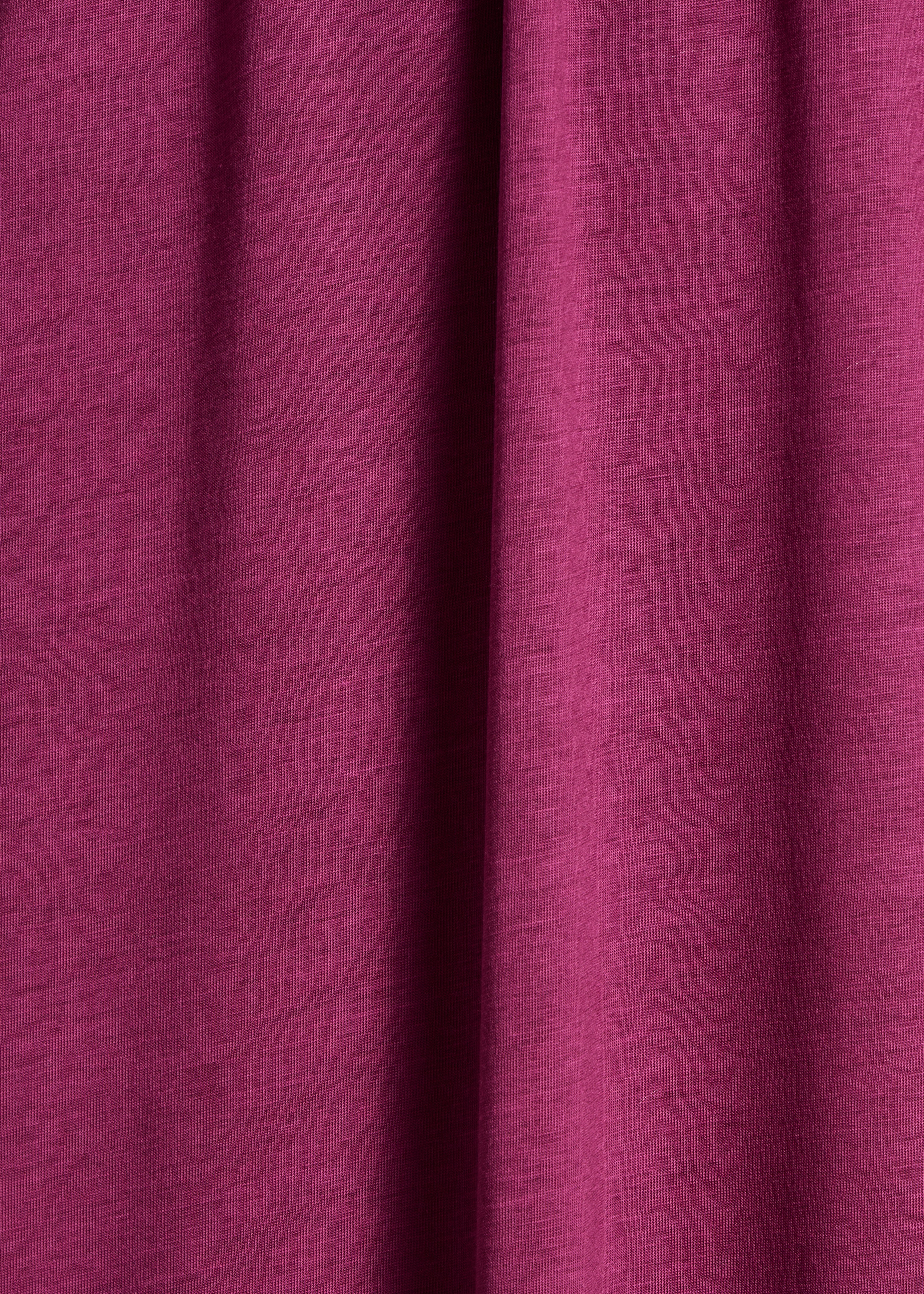 Fließendes Midi-Kleid in Violett mit V-Ausschnitt aus Lyocell
