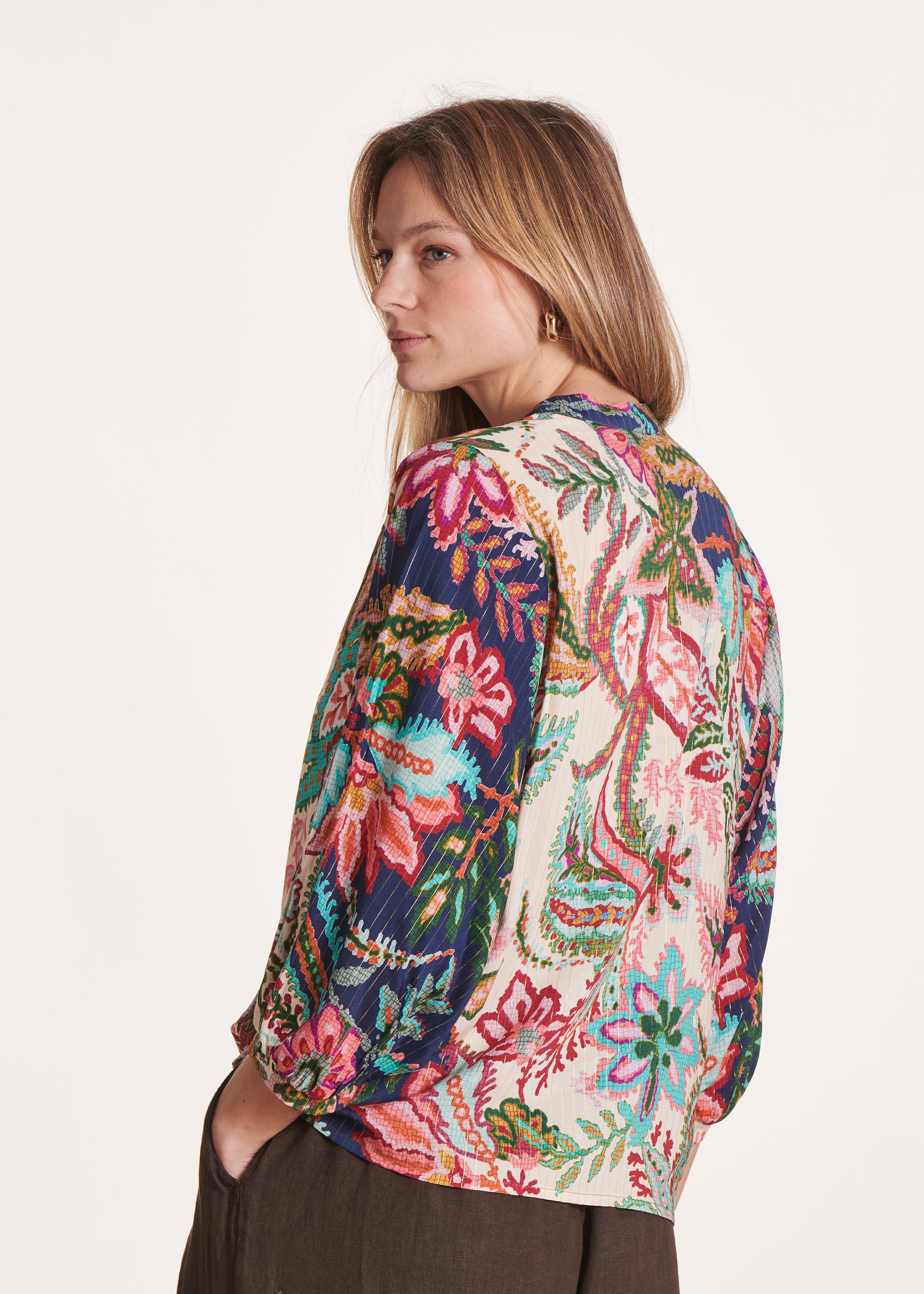 Loose-fitting pink and blue floral print top