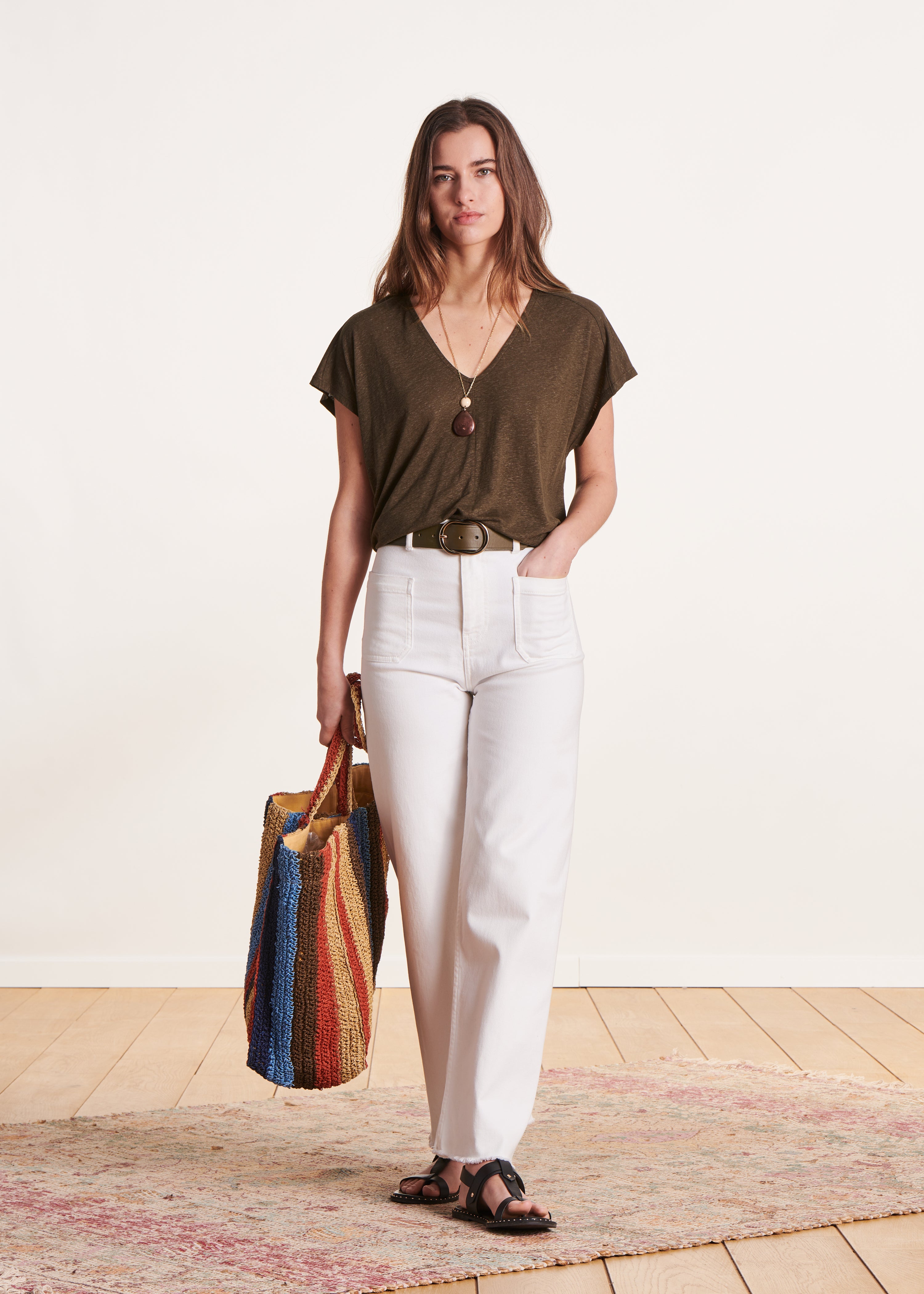 T-shirt oversize marron col V en lyocell lin