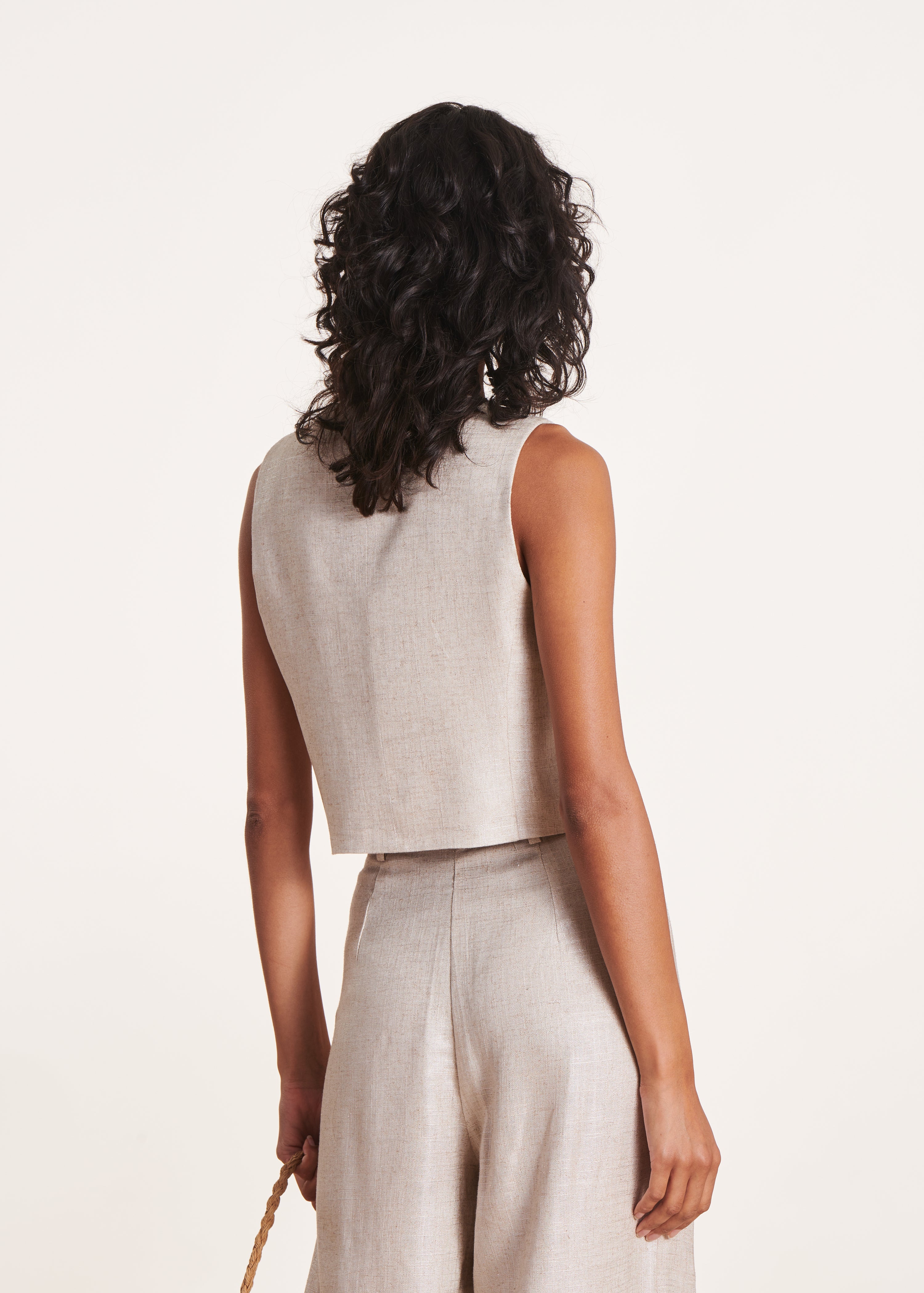 Veste sans manches beige irisé en lin foiled