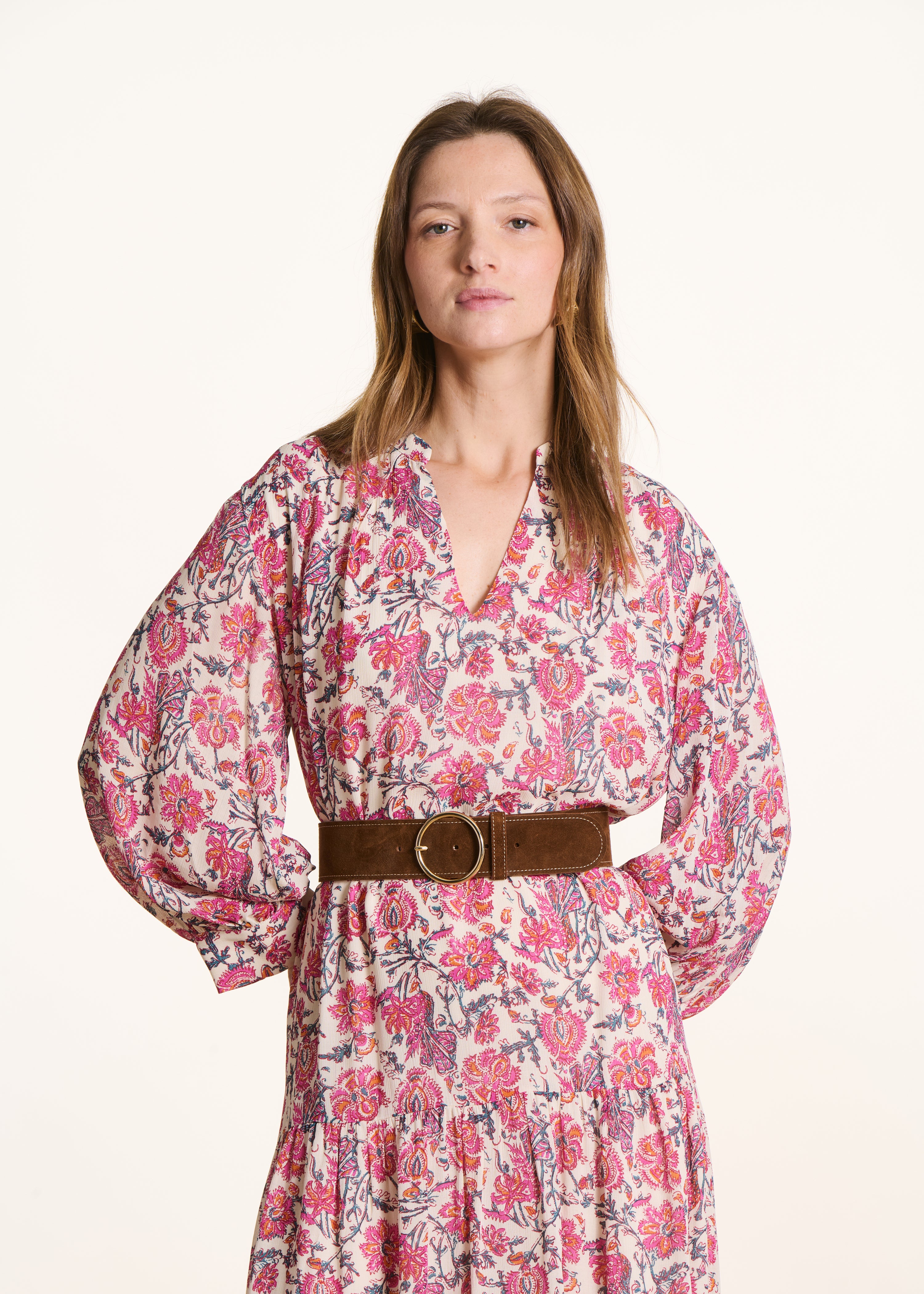 Ceinture en croûte de cuir marron avec surpiqûres