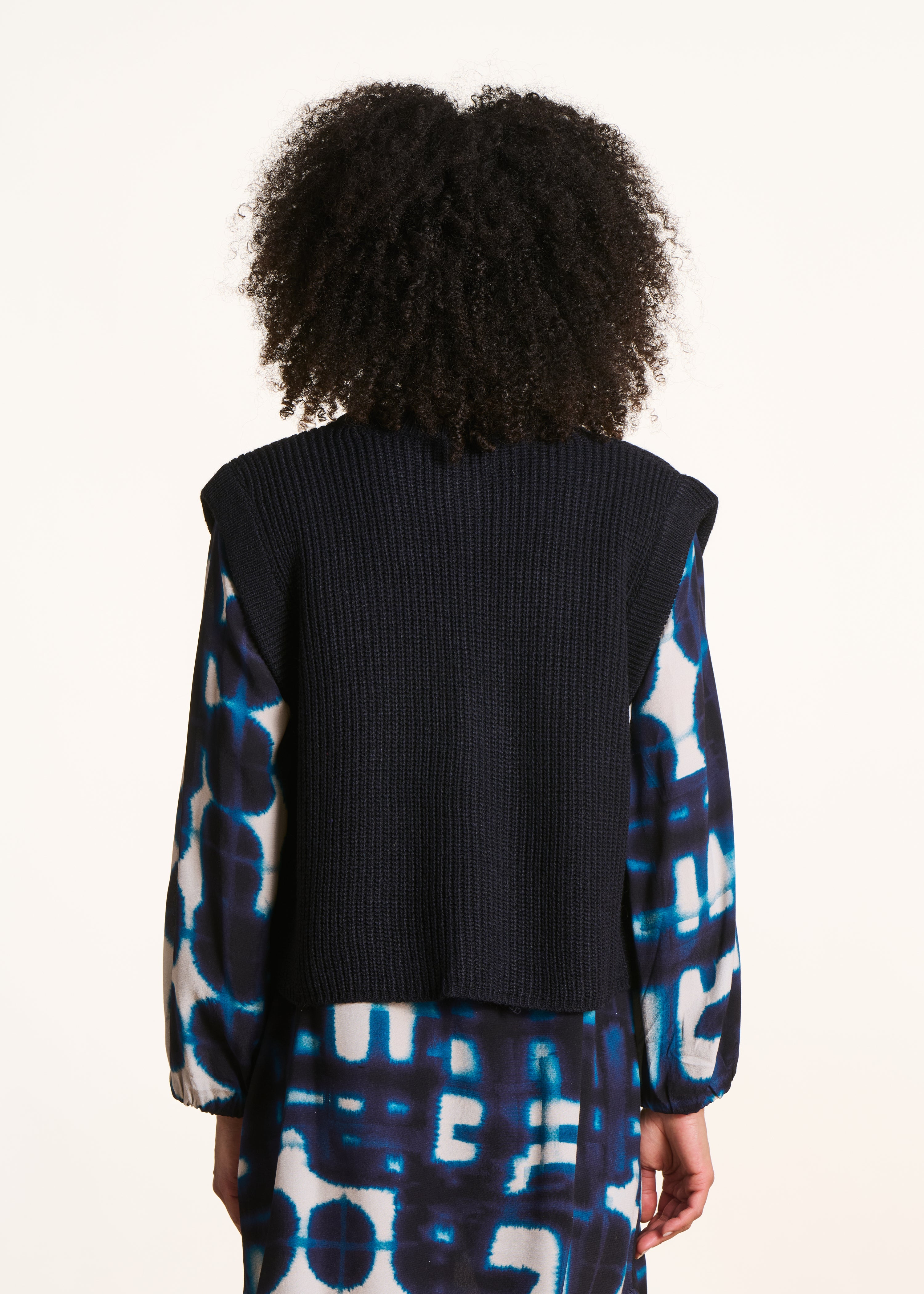 Short sleeveless navy blue beaded rib cardigan