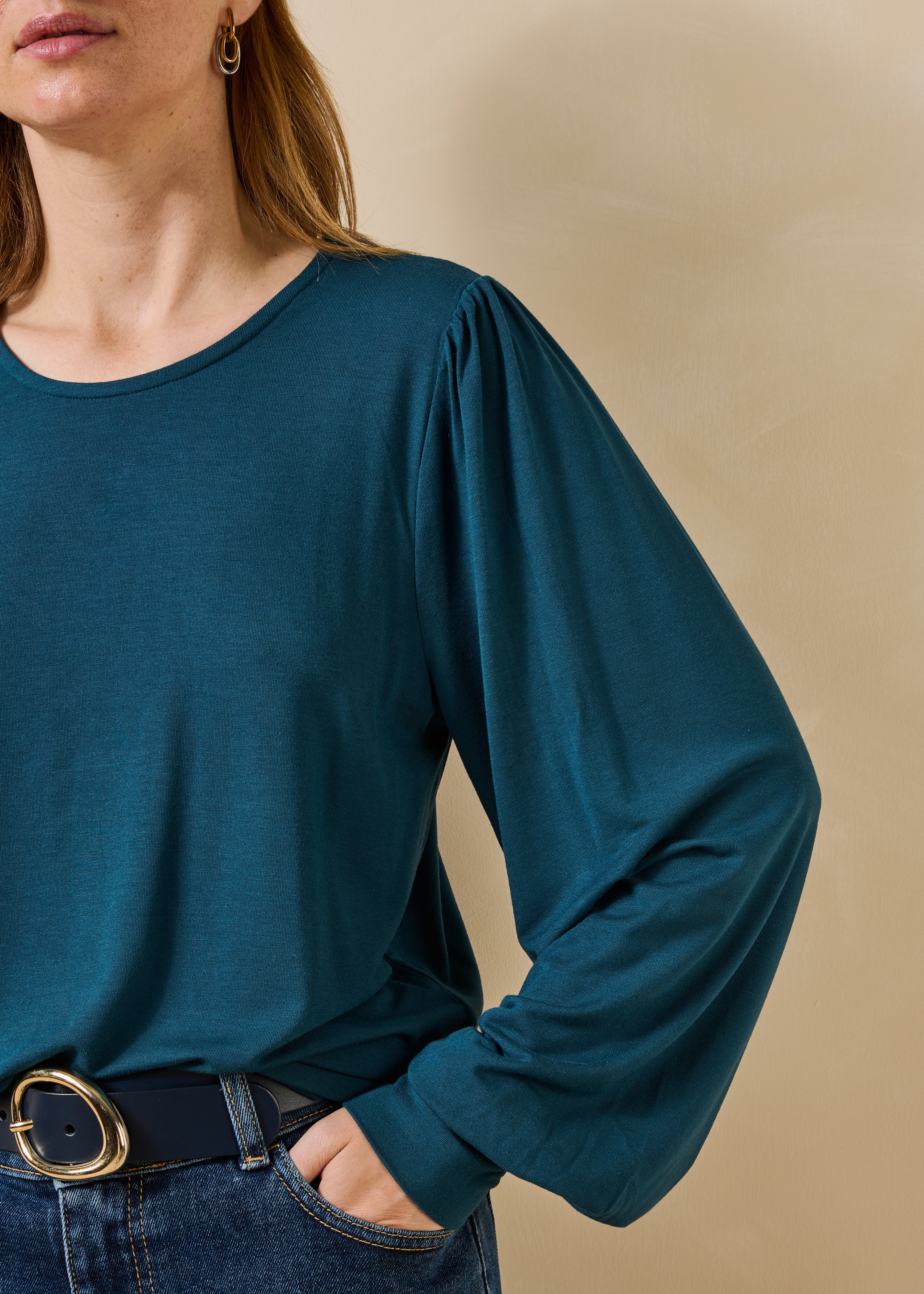 Petrol blue long-sleeve round-neck T-shirt