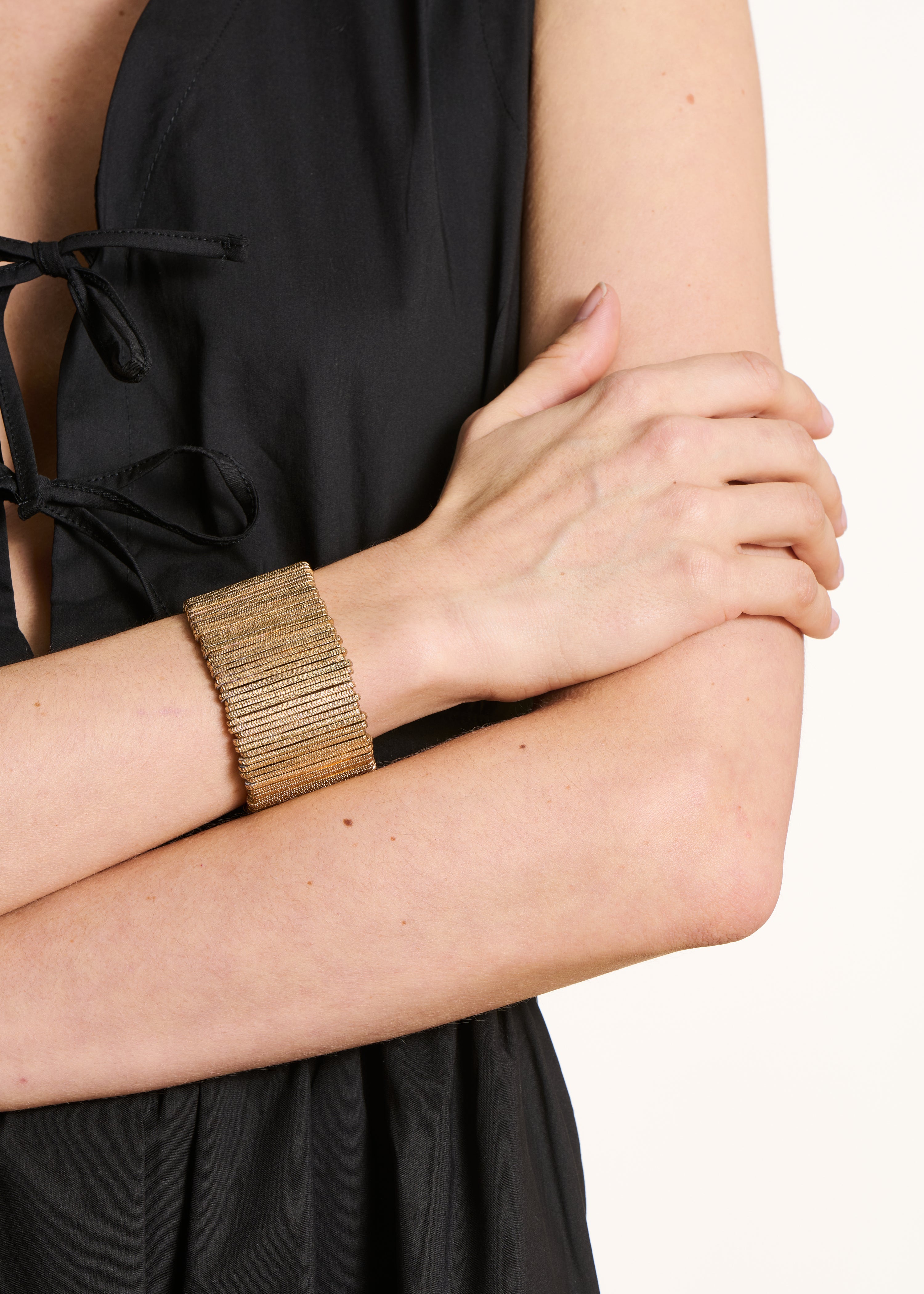 Bracciale dorato elastico