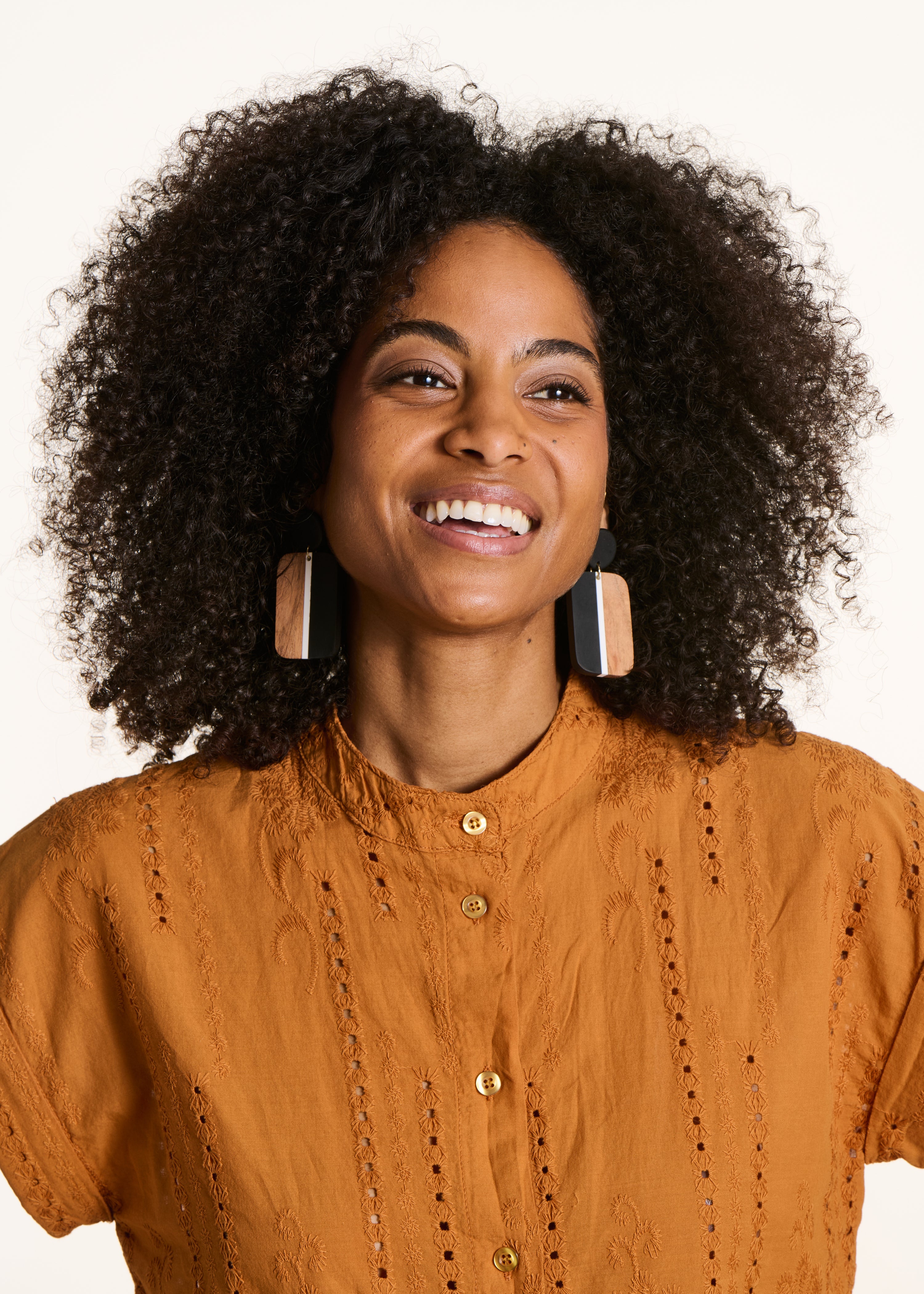Wood and resin dangling earrings