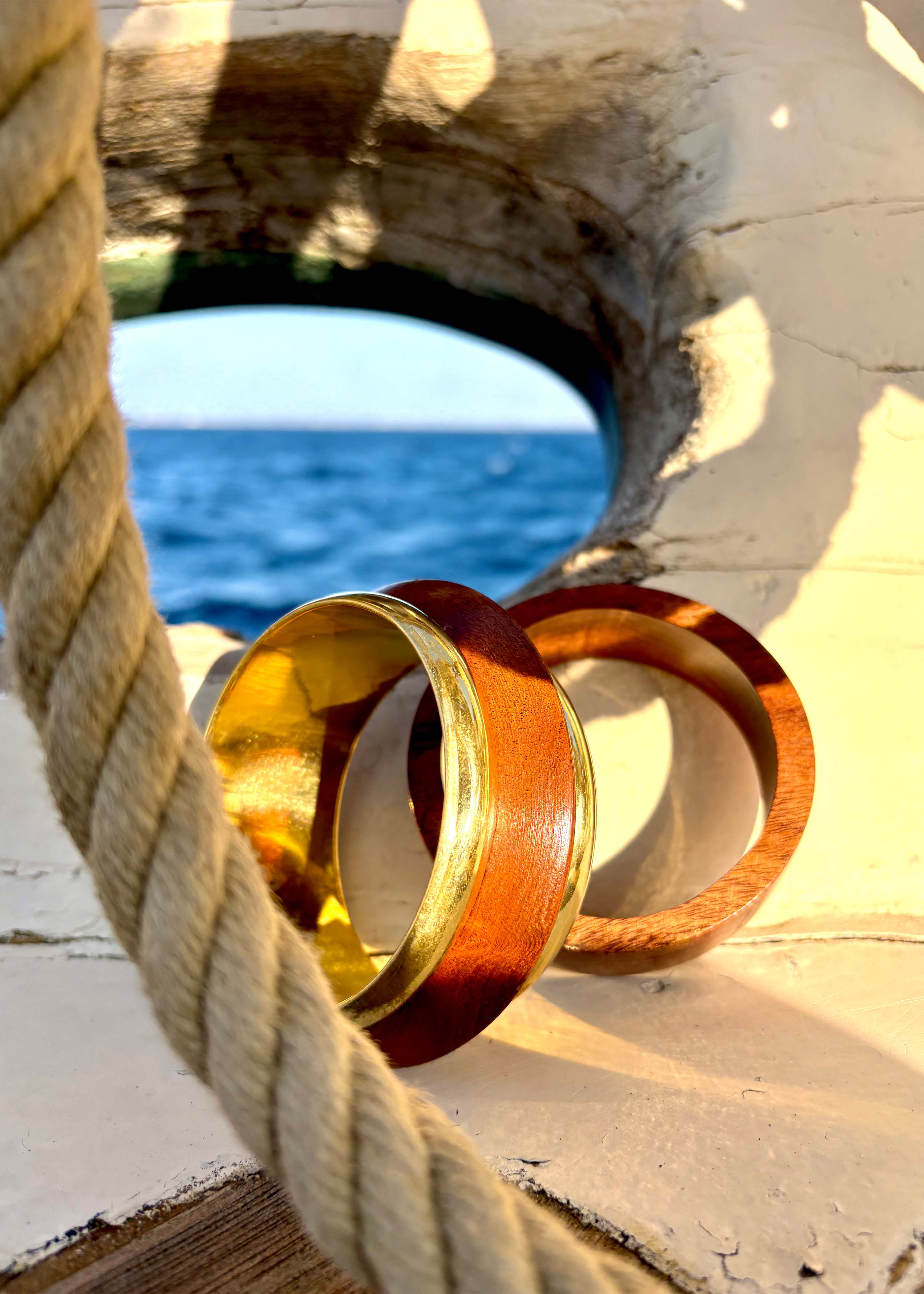Multi-bangle wooden bracelet