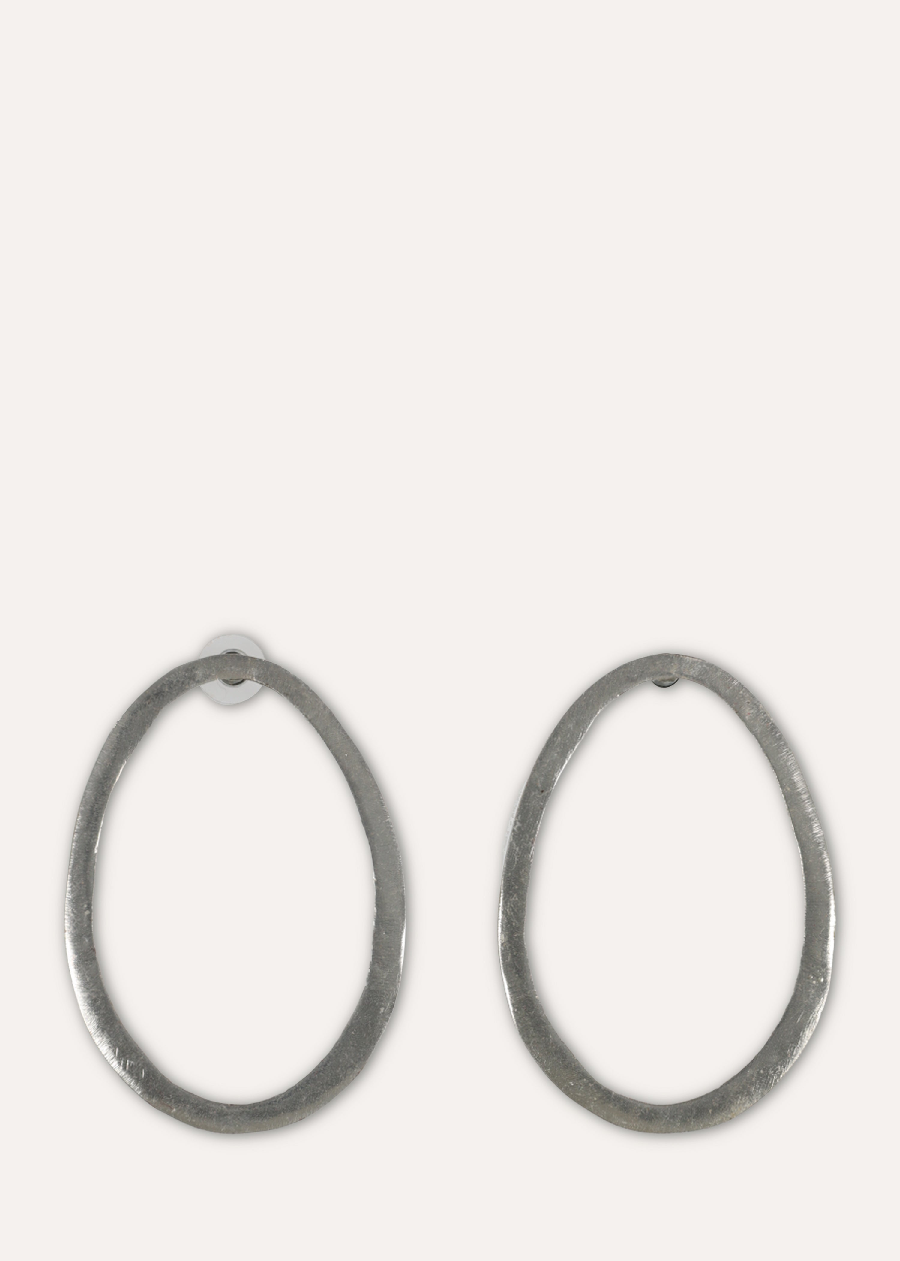 Silver dangling earrings