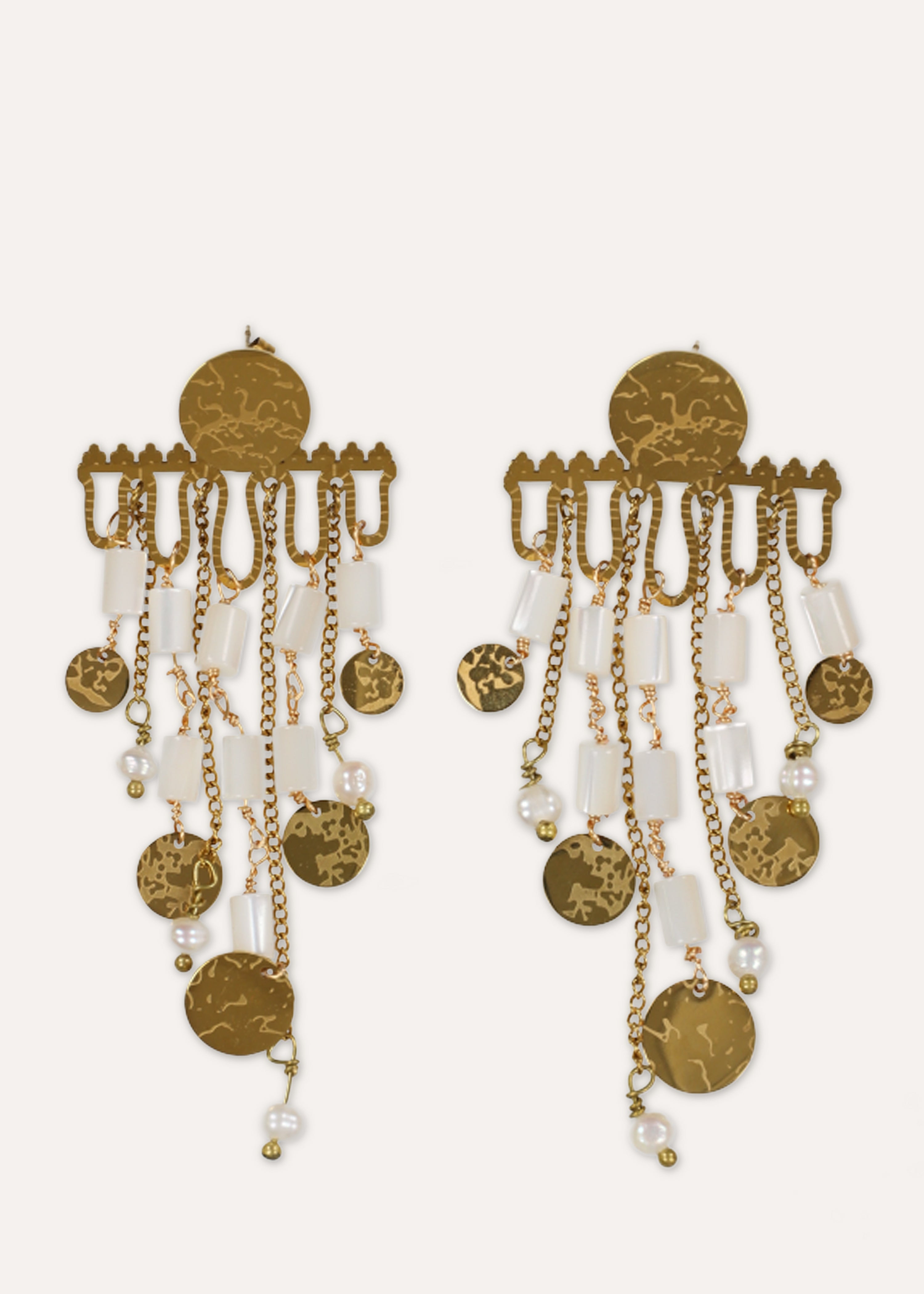 Boucles d'oreilles girandoles dorées