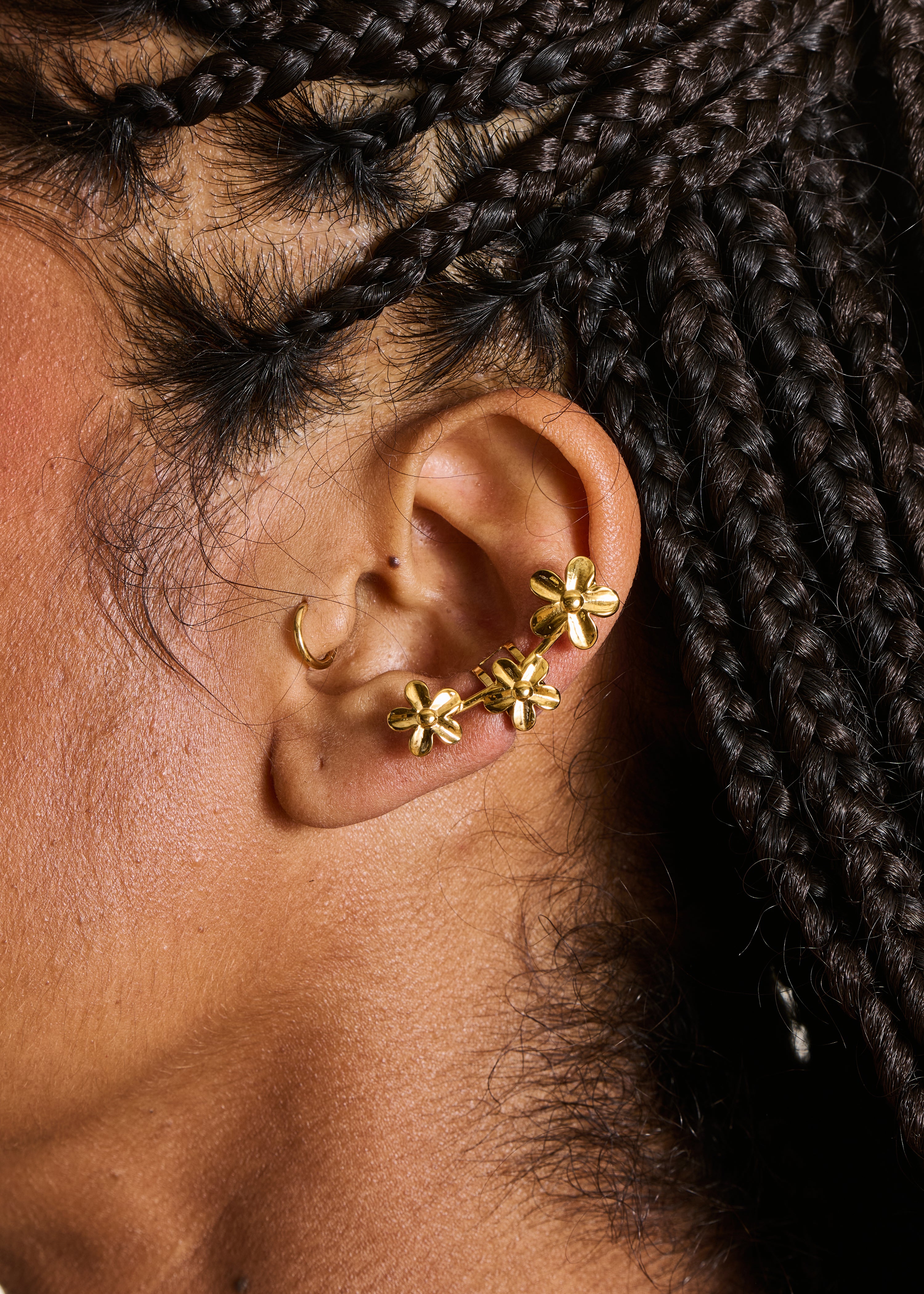 Boucles d'oreilles earcuff fleurs dorées