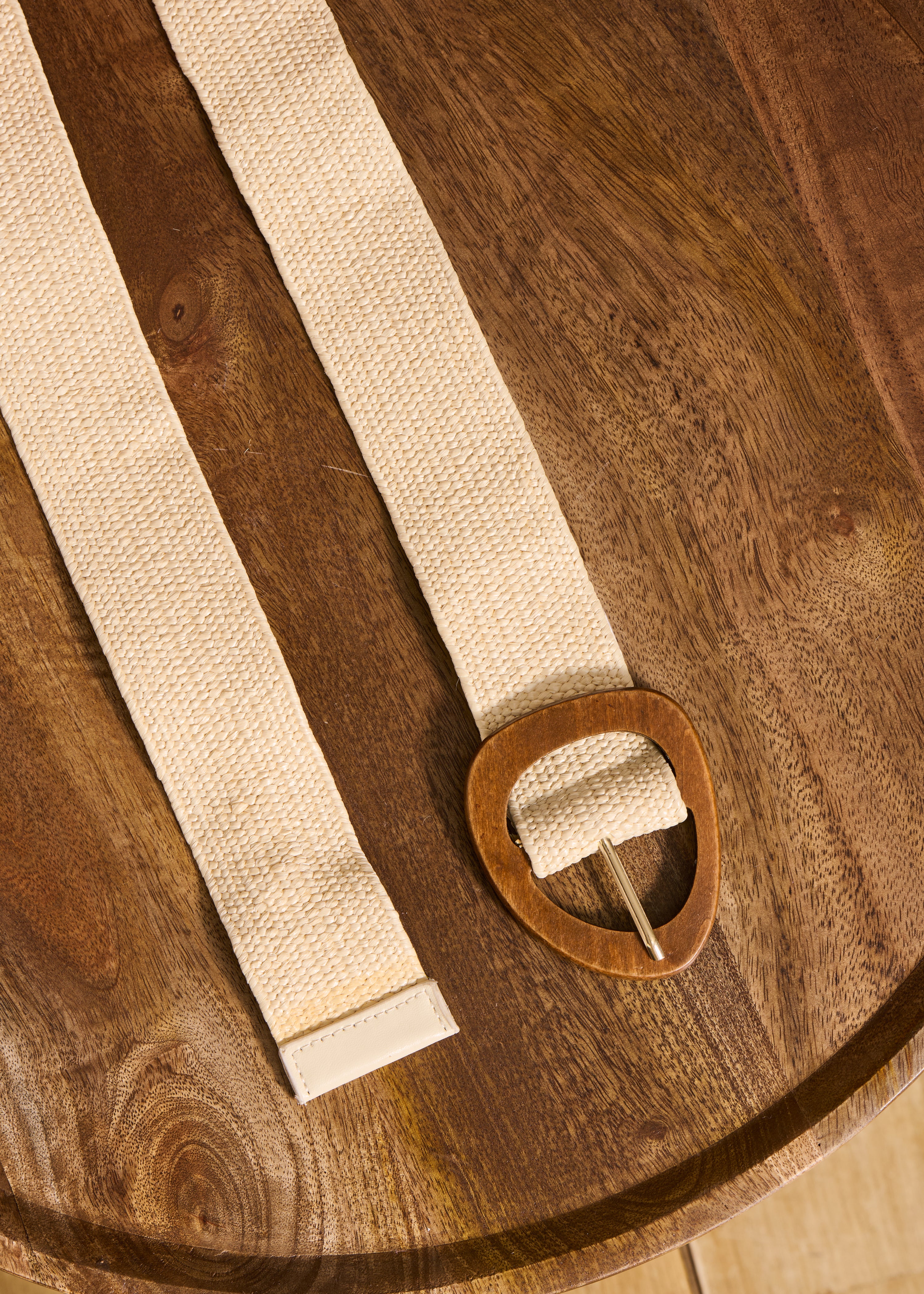 Ceinture écrue élastiquée boucle en bois