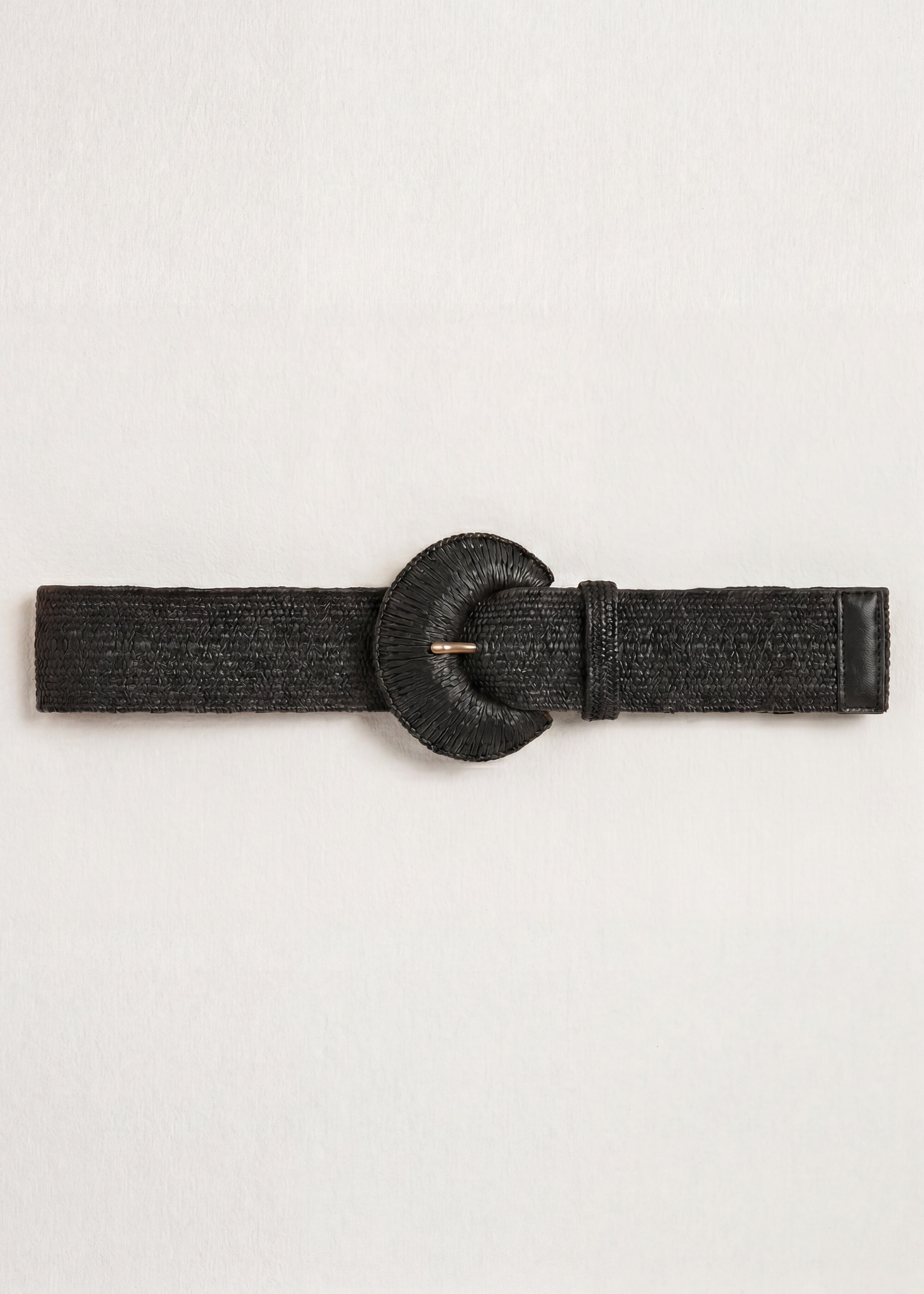 Wide black elastic belt