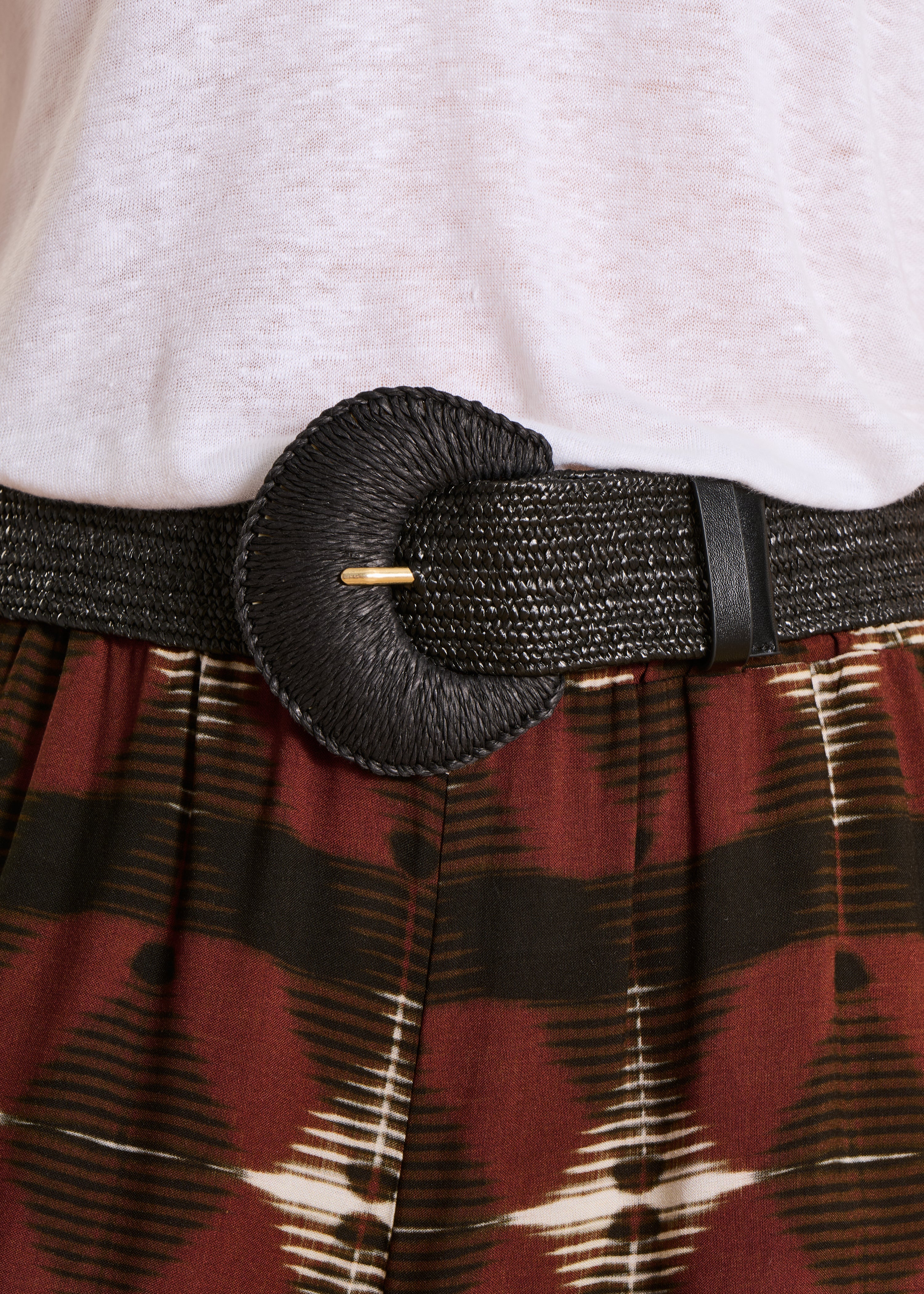 Wide black elastic belt