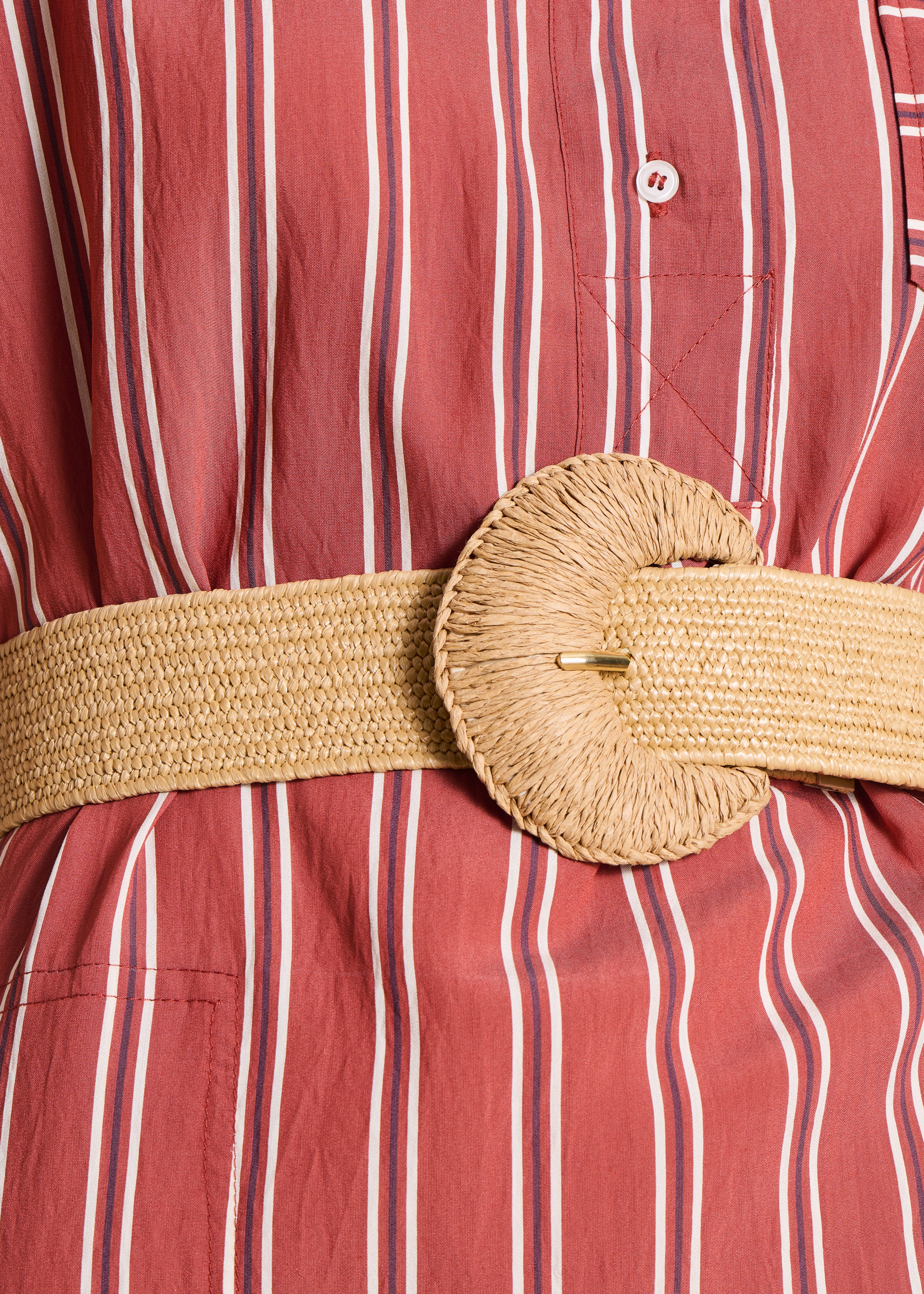 Wide beige elastic belt